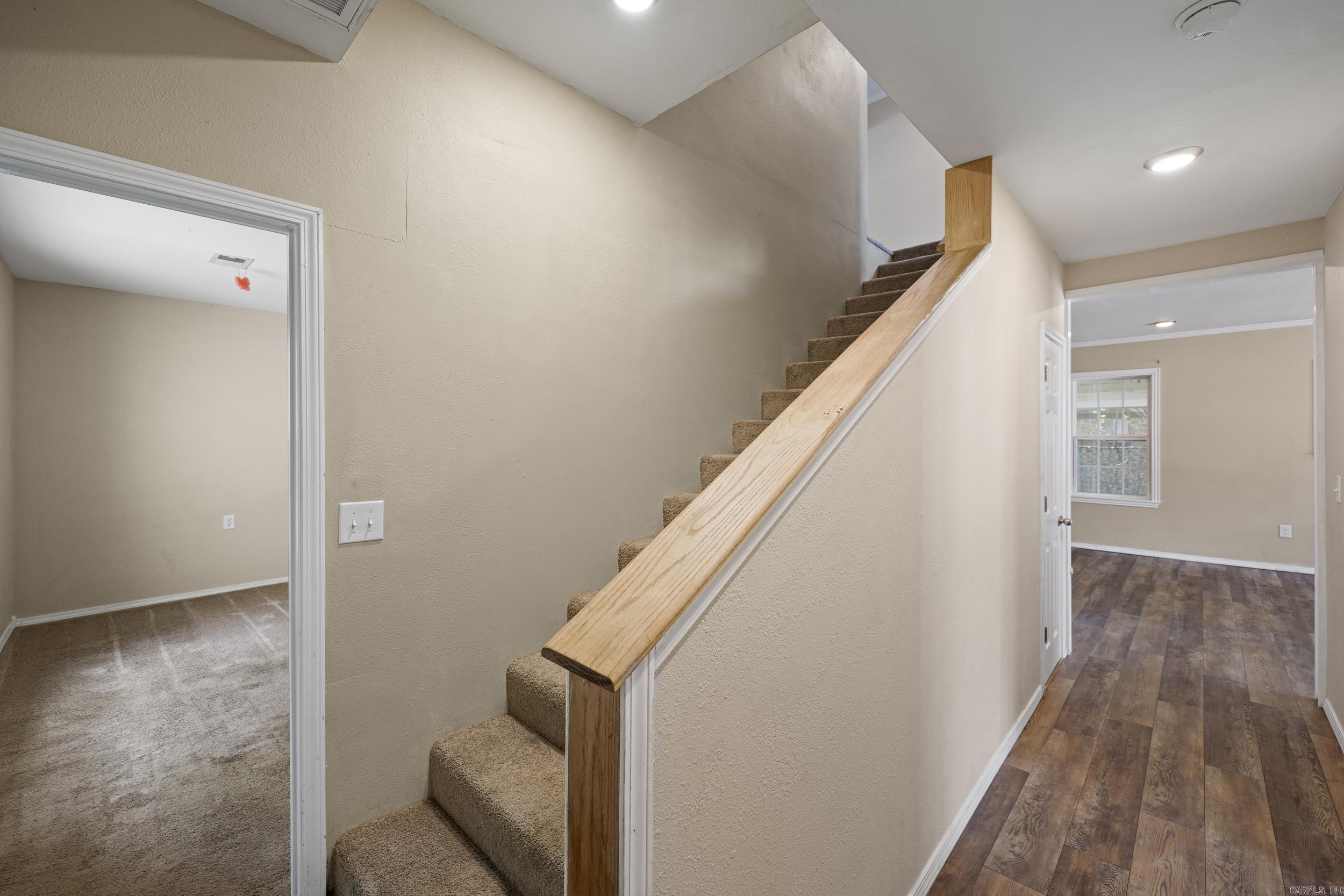 200 E J  Russellville, AR
