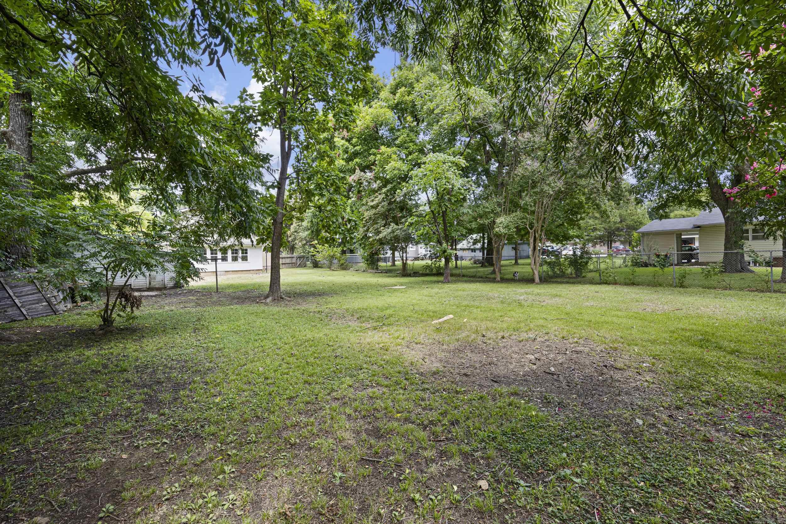 200 E J  Russellville, AR