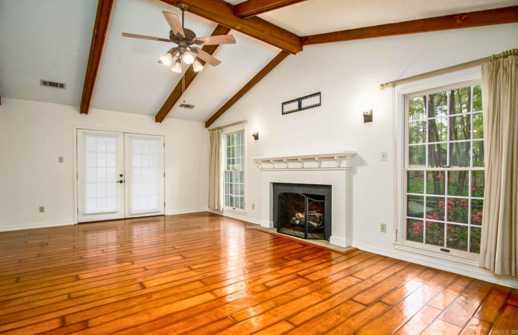103 Blue Ridge Court  Fairfield Bay, AR