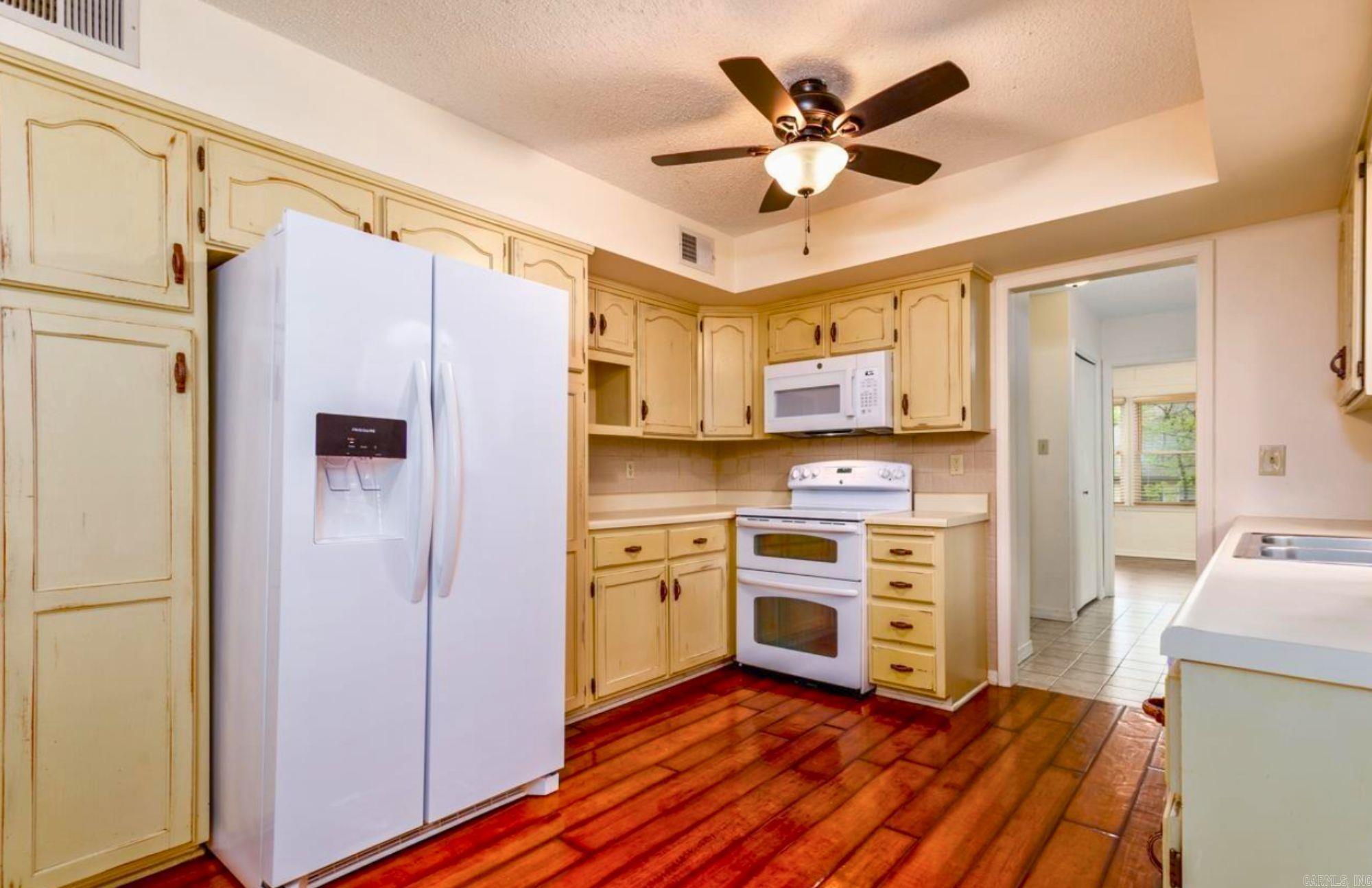 103 Blue Ridge Court  Fairfield Bay, AR