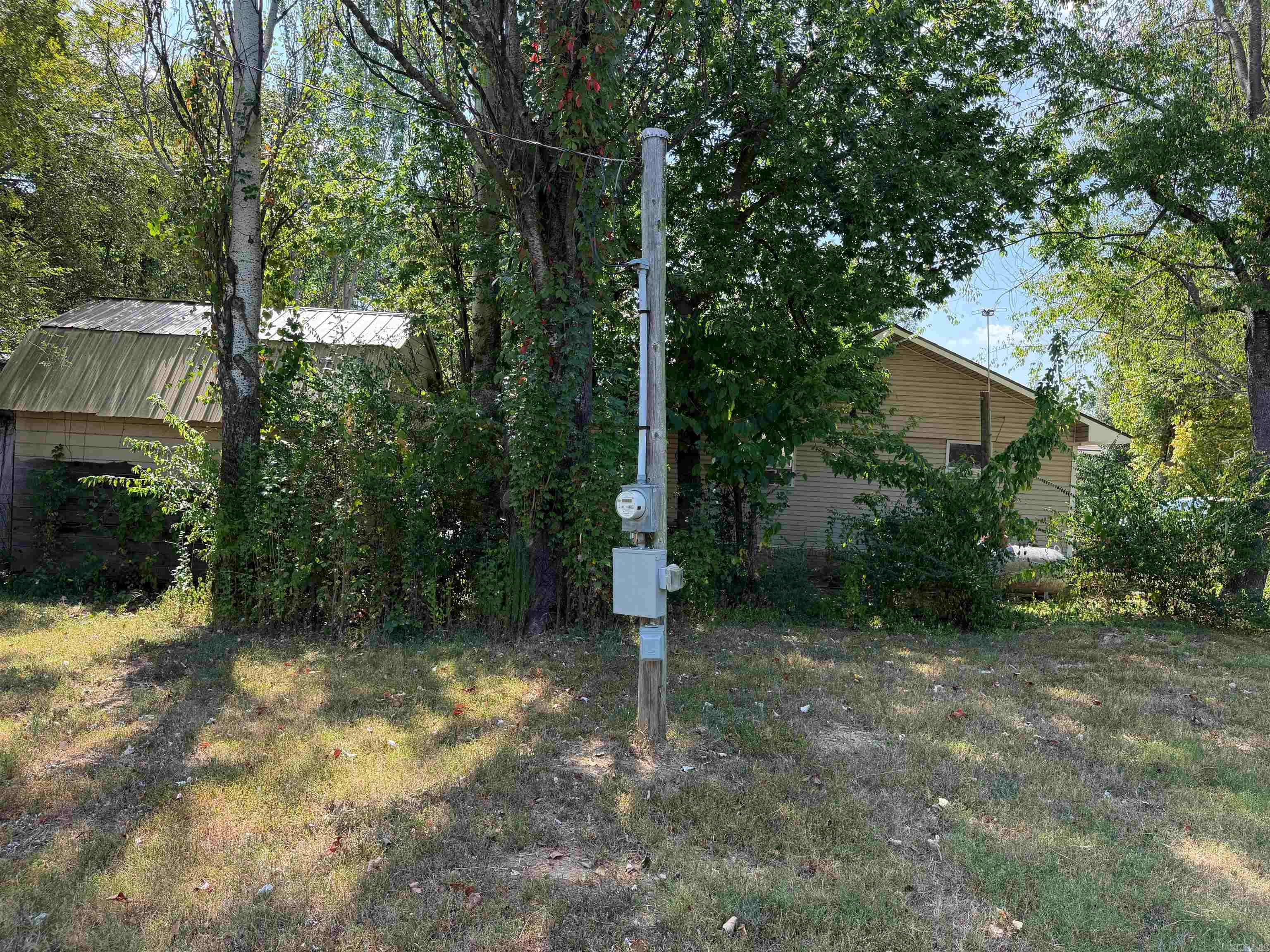 1008 Oak St.