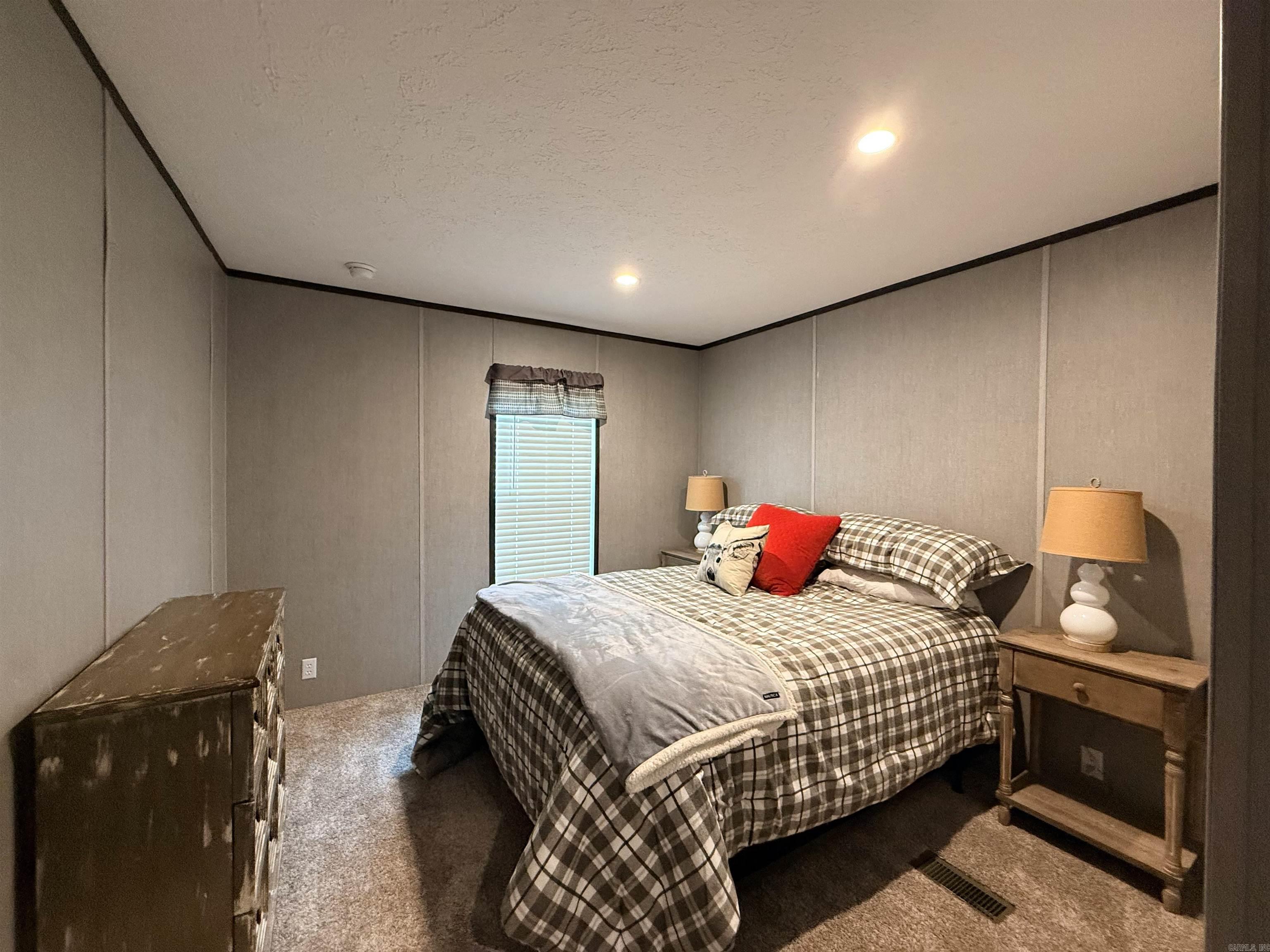19 Clay 235 RD  Knobel, AR