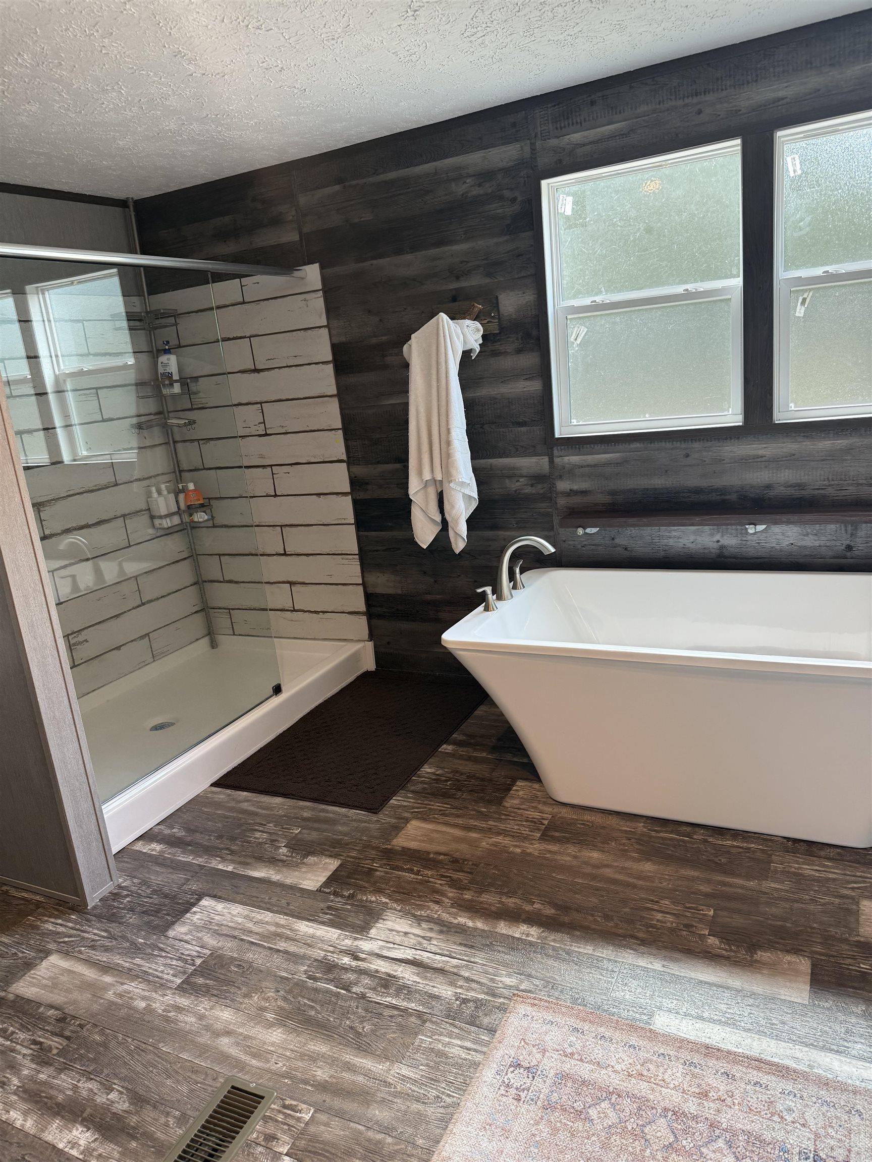 19 Clay 235 RD  Knobel, AR