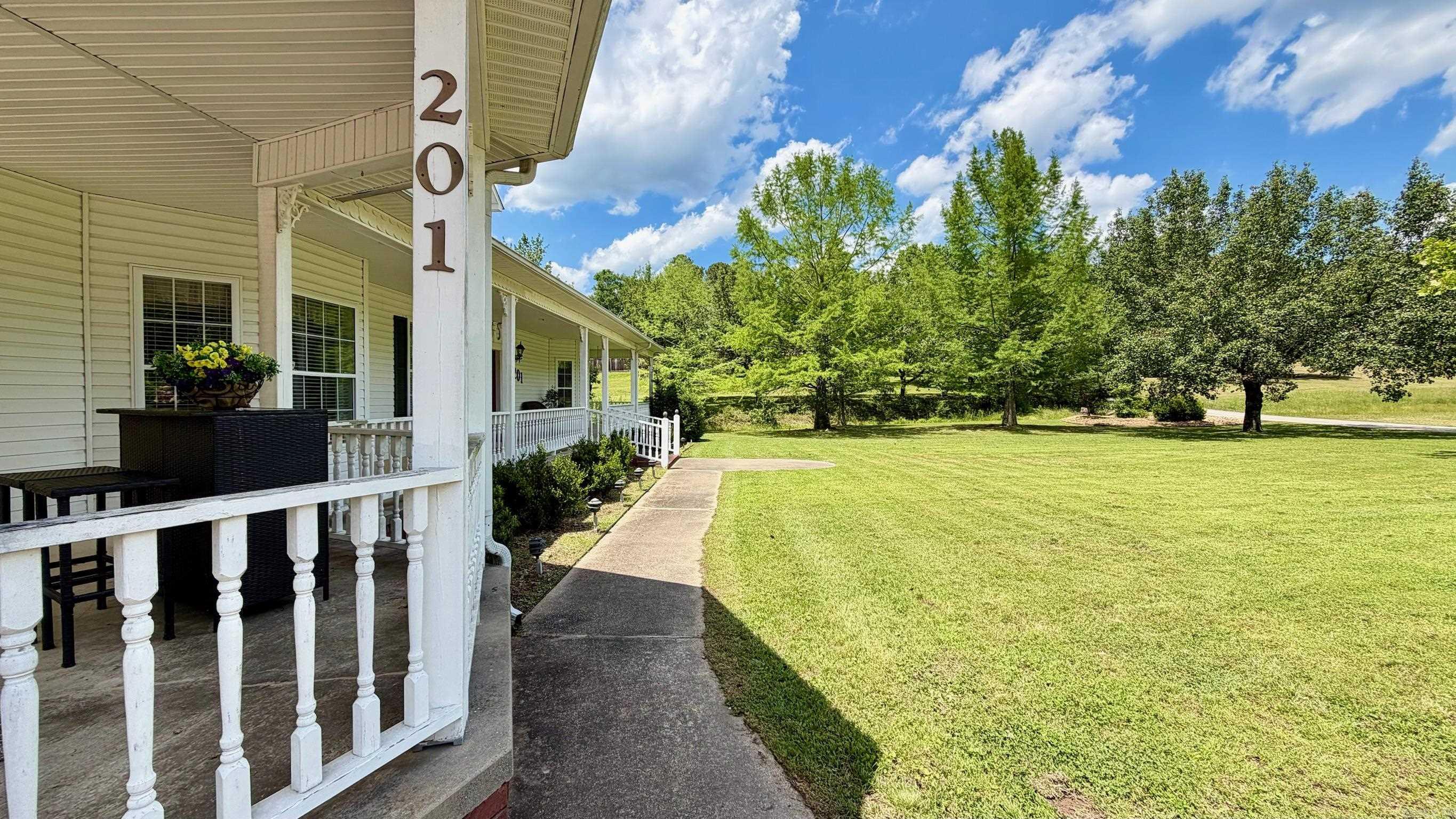 201 Green Willow  Hot Springs, AR