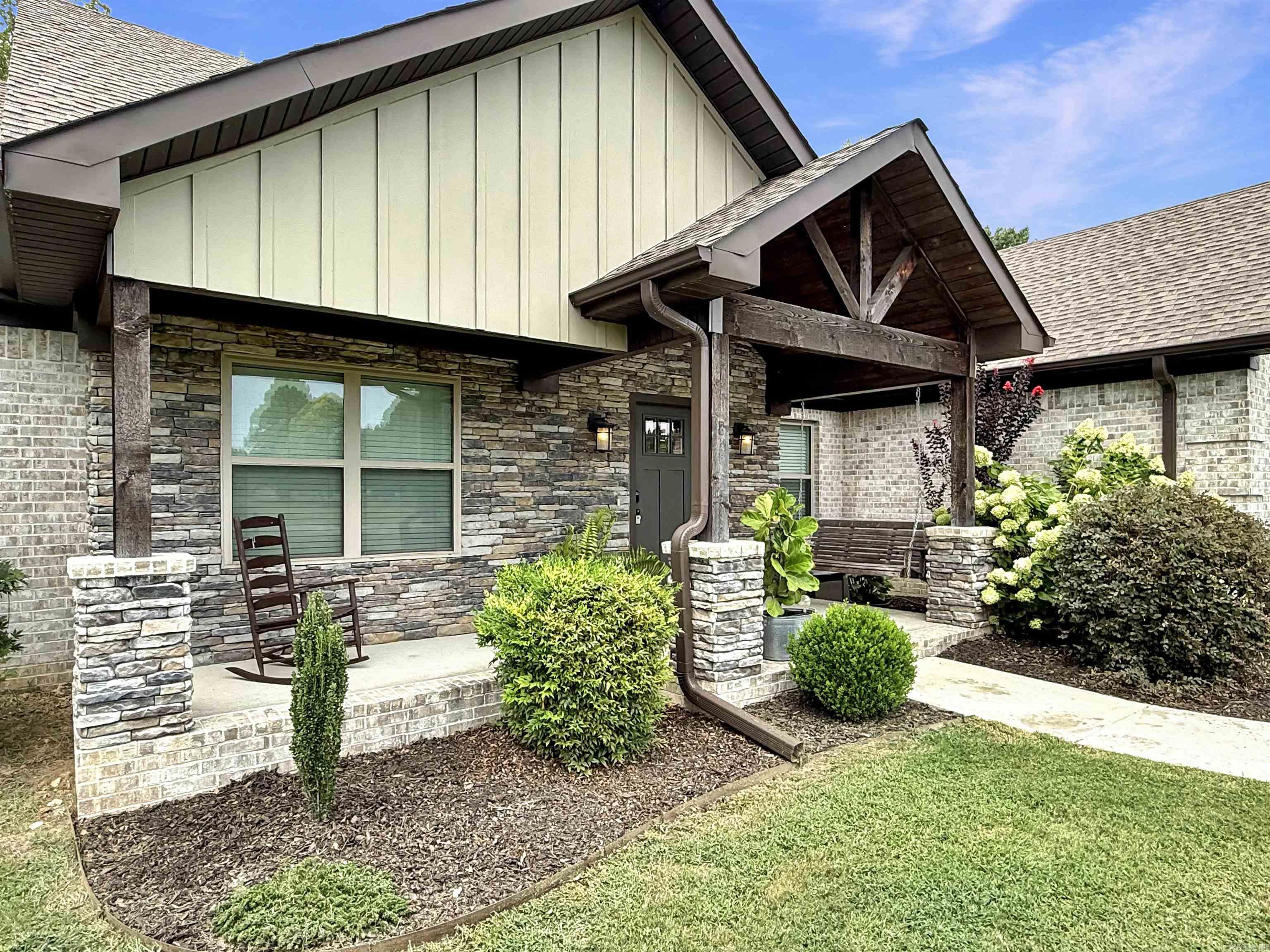 305 Sandy Creek  Ward, AR