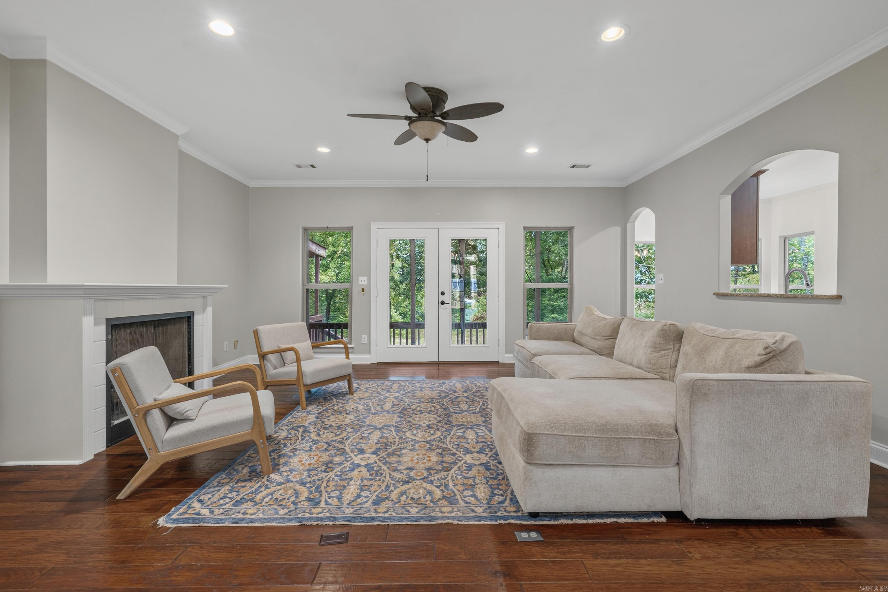 137 Enchanted Cove Hot Springs, AR 71901-2369