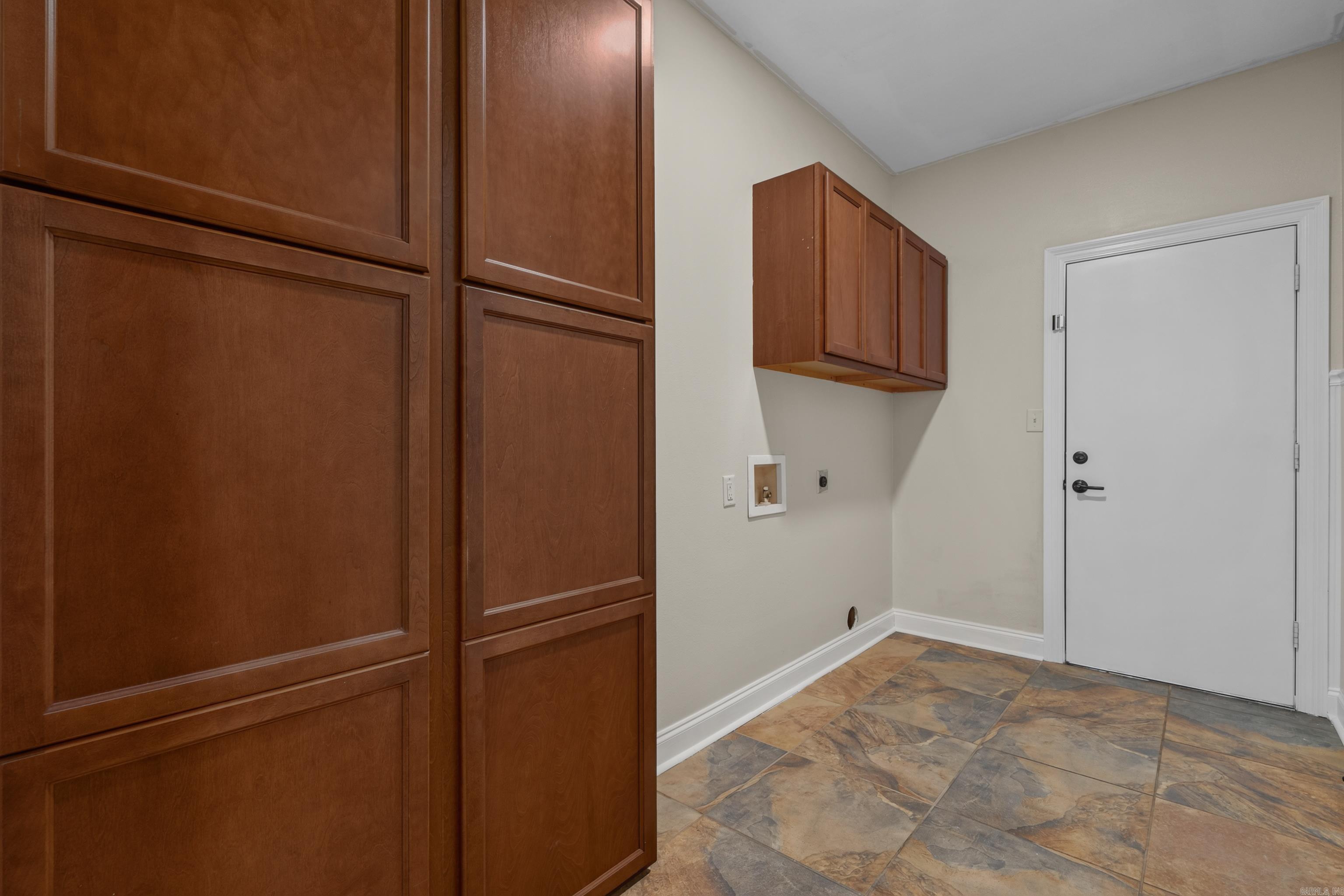 137 Enchanted Cove Hot Springs, AR 71901-2369