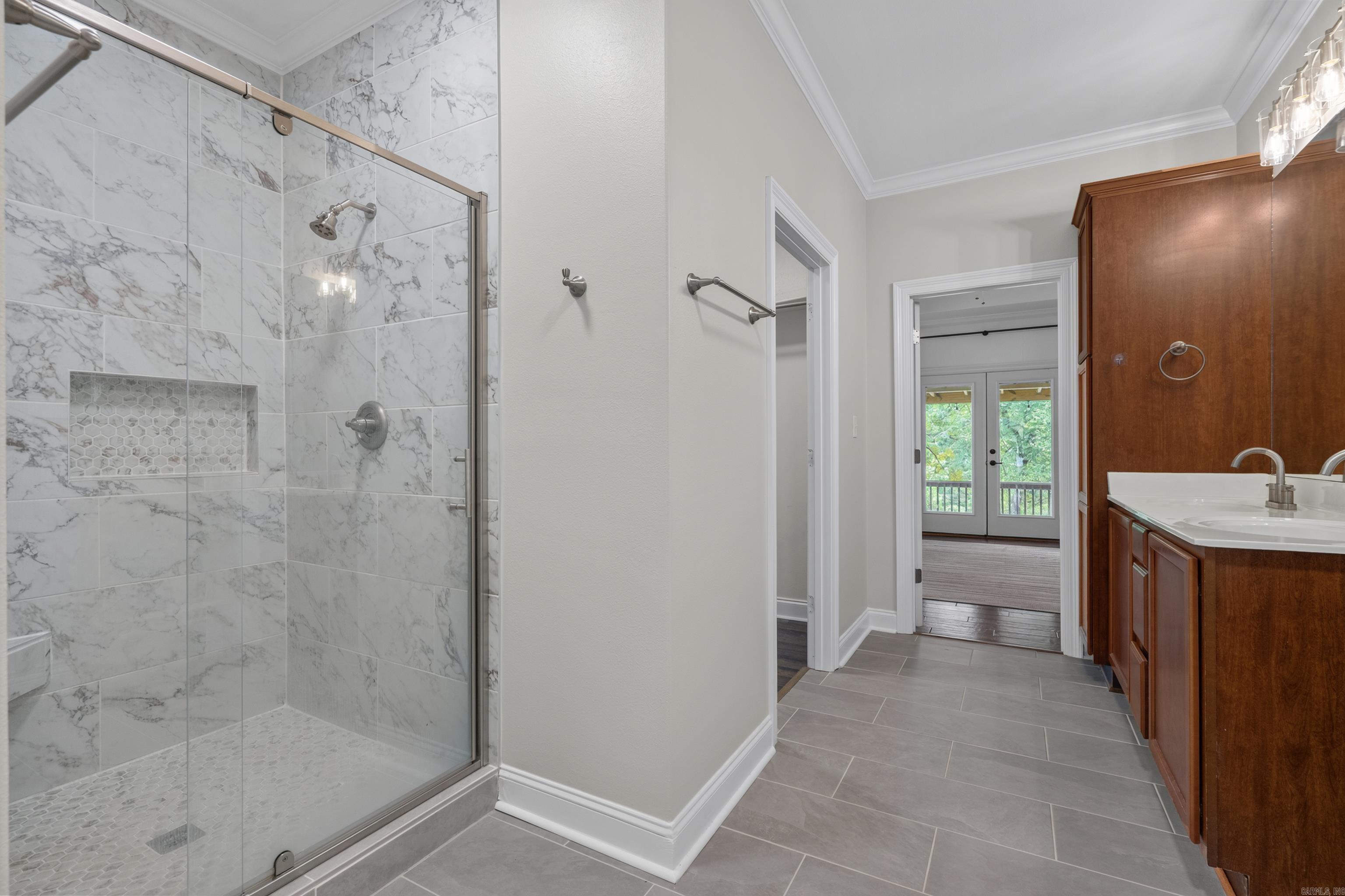 137 Enchanted Cove Hot Springs, AR 71901-2369