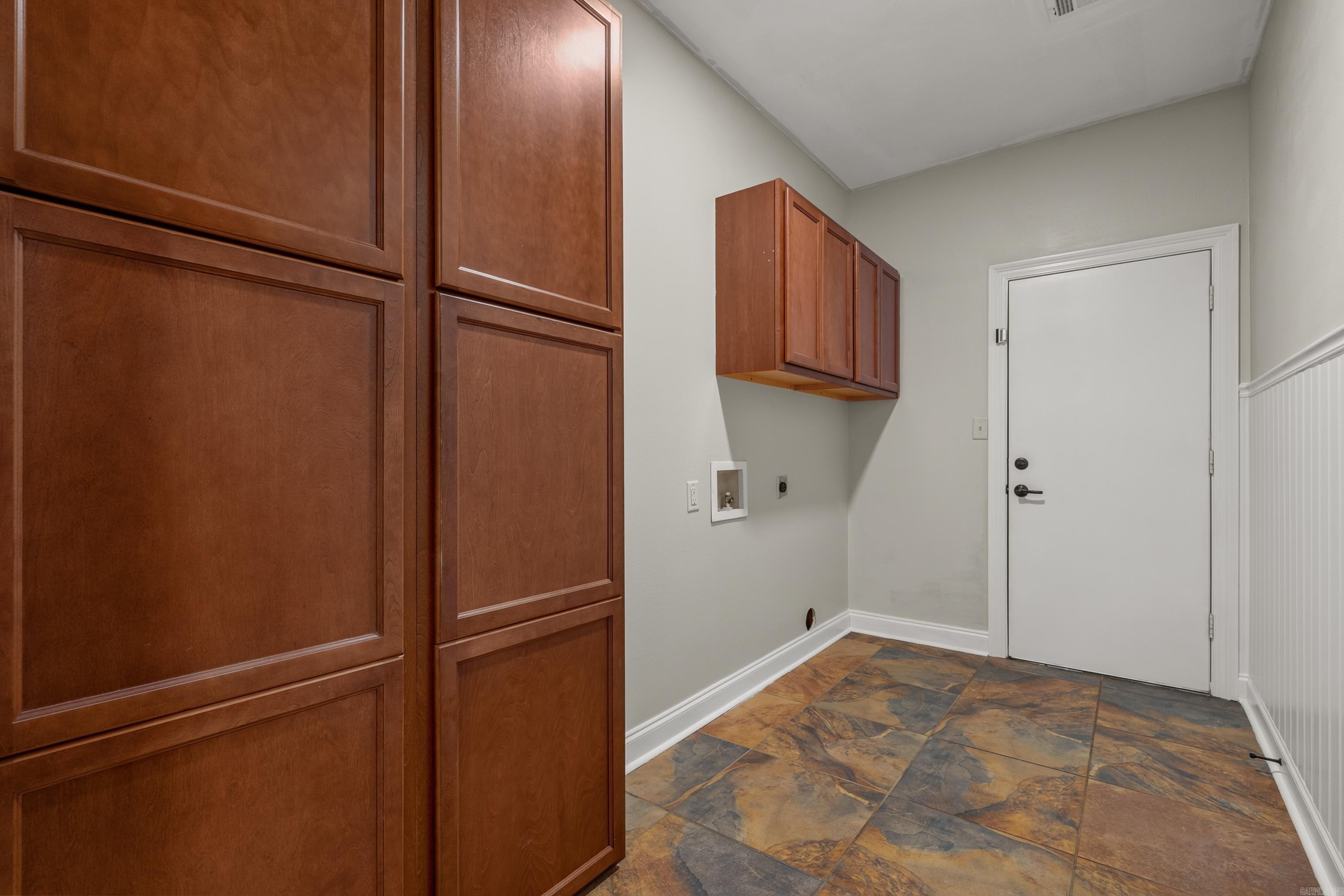 137 Enchanted Cove Hot Springs, AR 71901-2369
