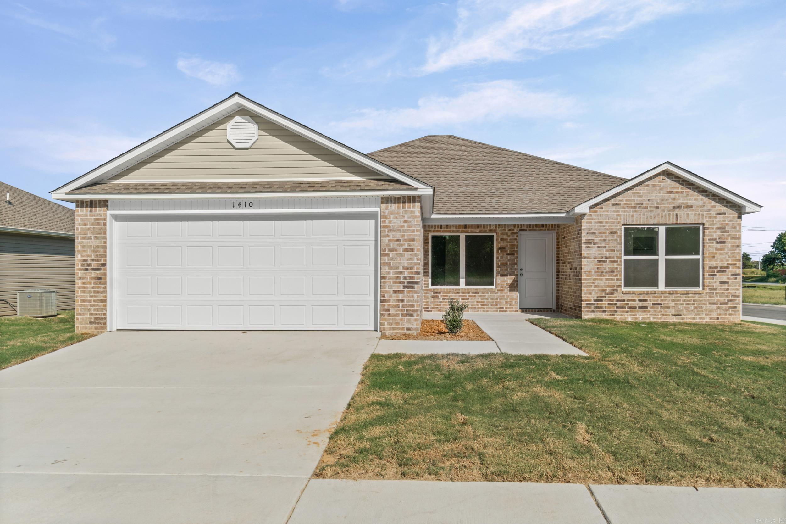 1410 Manor Oaks Boulevard — exterior