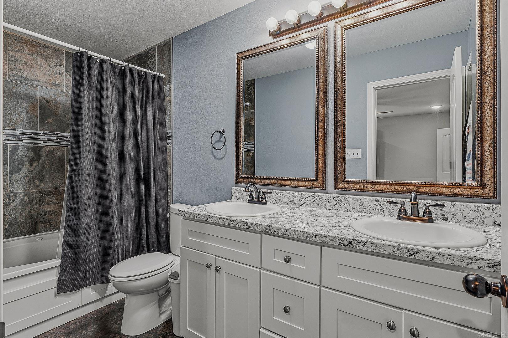 55 Ashcraft  Paragould, AR