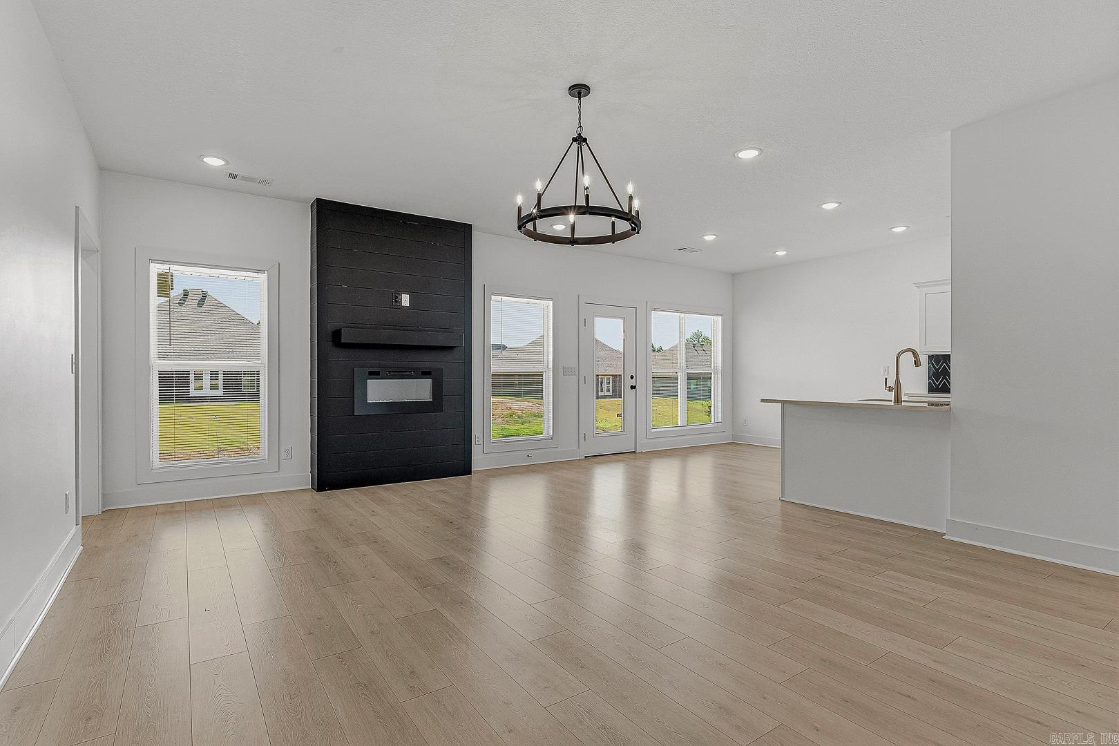 2211 S 20  Paragould, AR