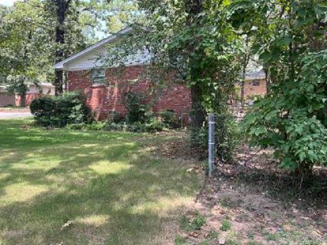 9617 Temple DR — photo 3