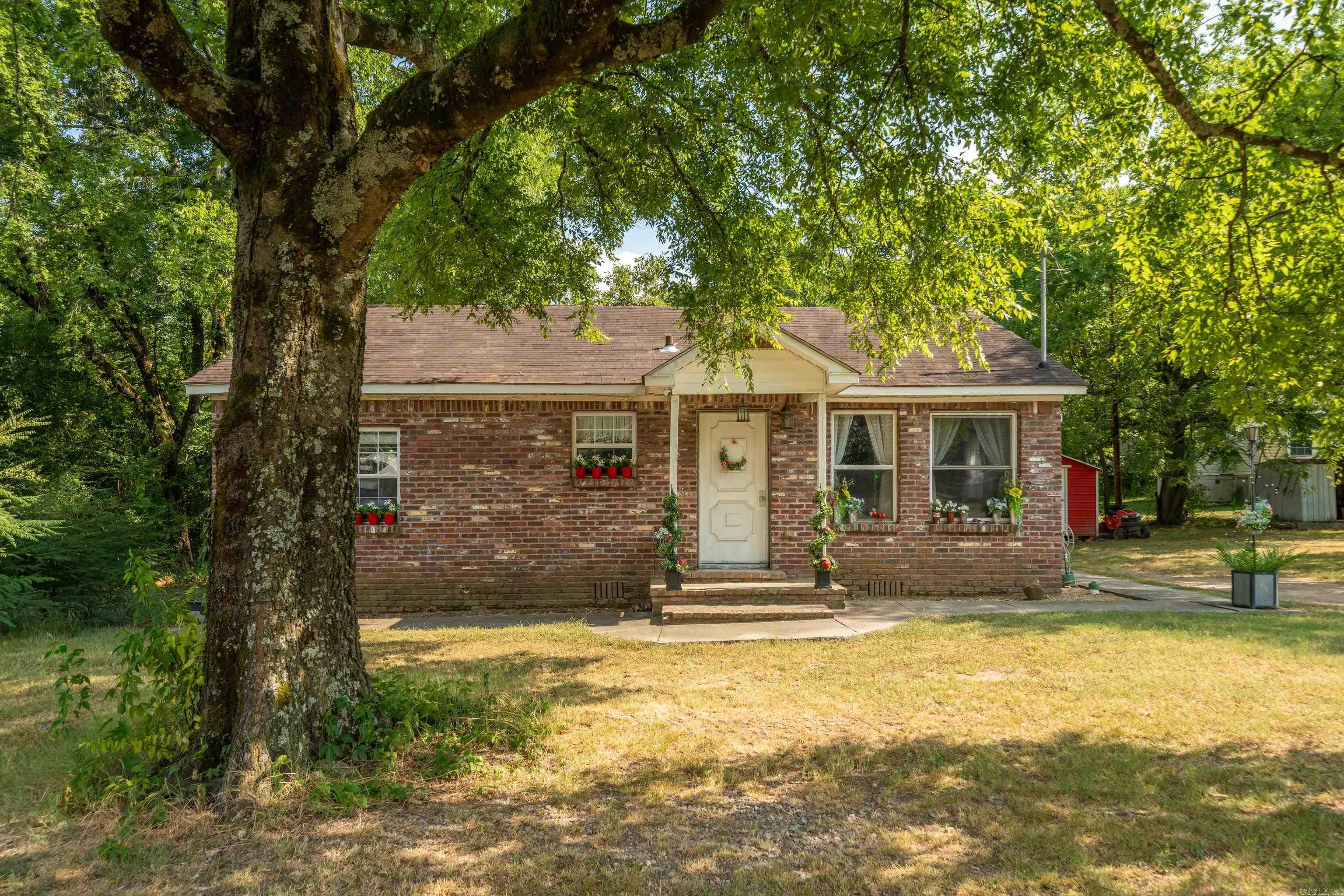 301 Dexter  Hot Springs, AR