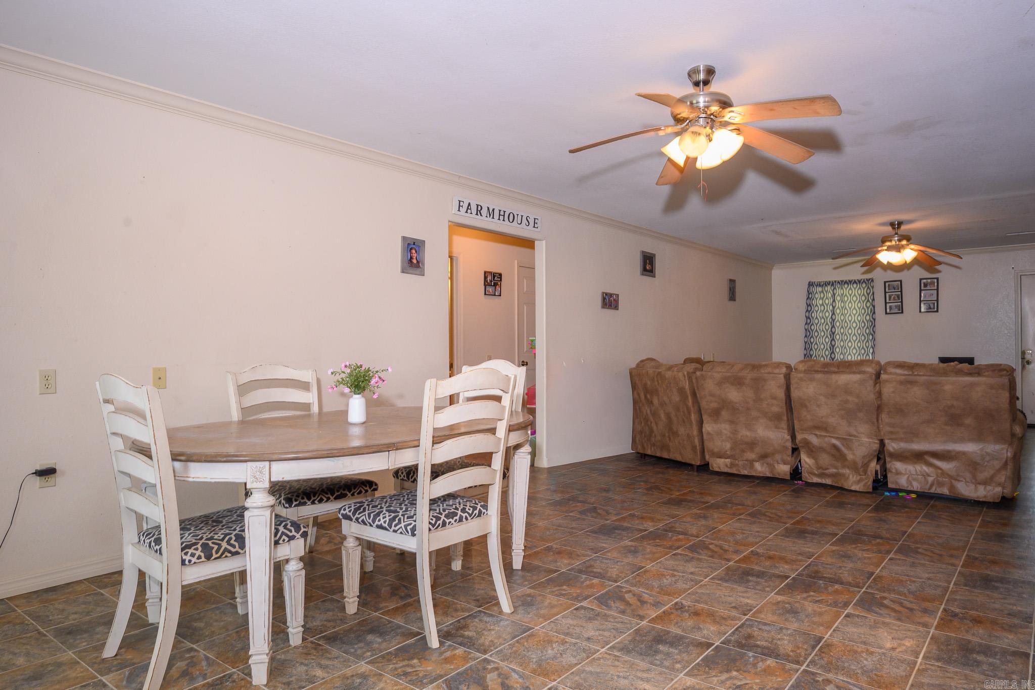156 Frontier Ln.  Mena, AR