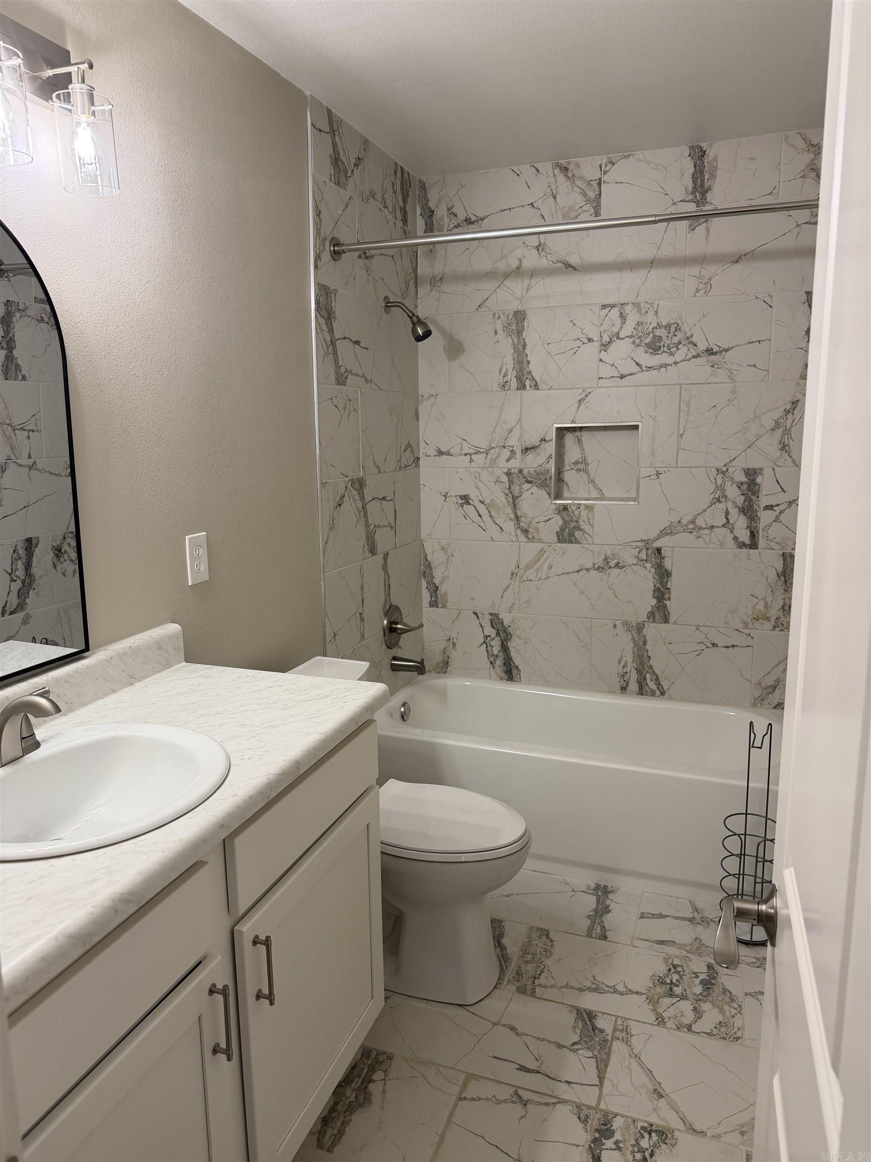 125 Shadybrook  Morrilton, AR