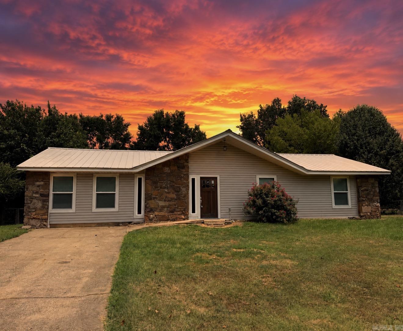 125 Shadybrook  Morrilton, AR