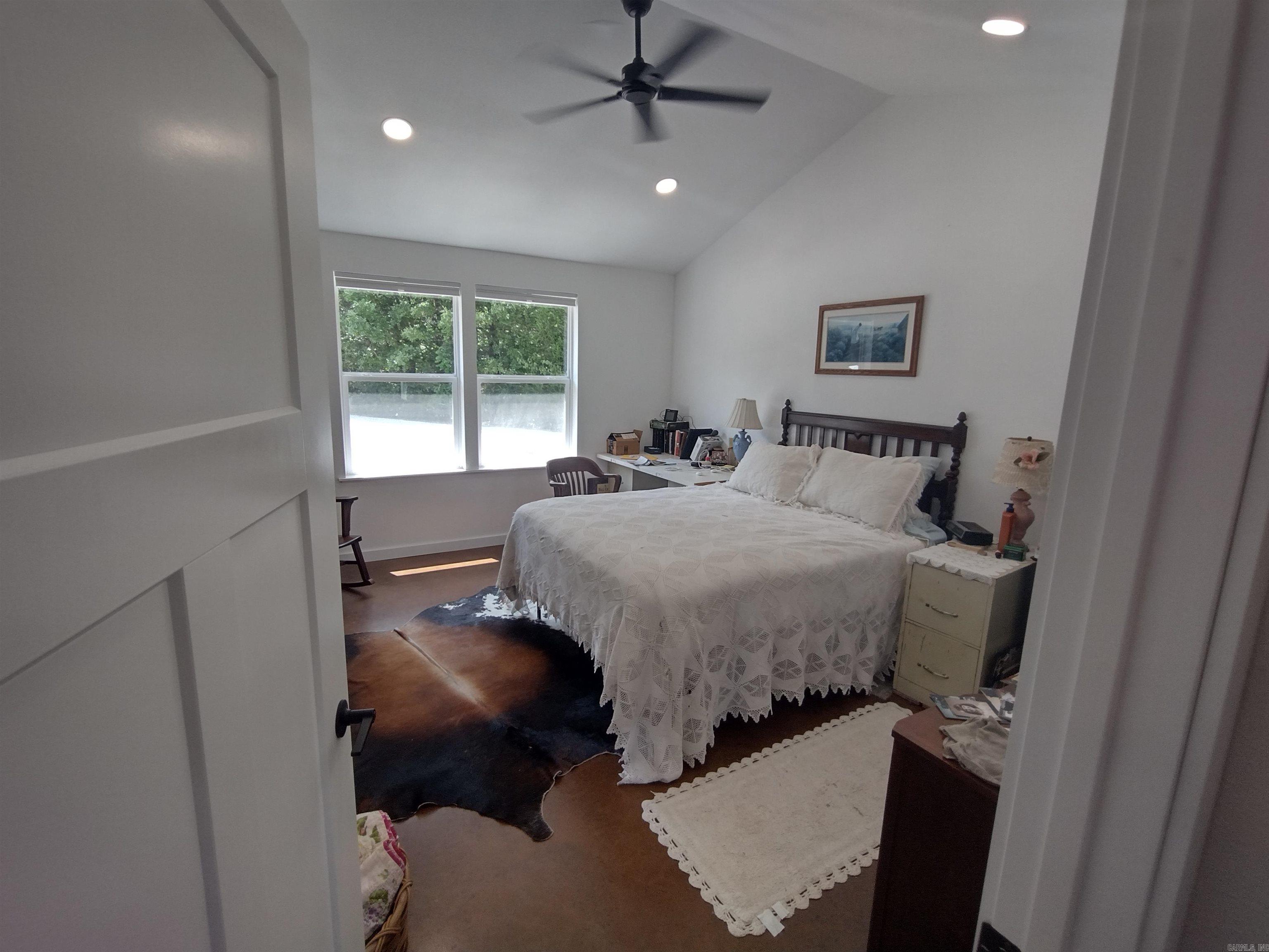 1192 Alamo dr  Mountain View, AR