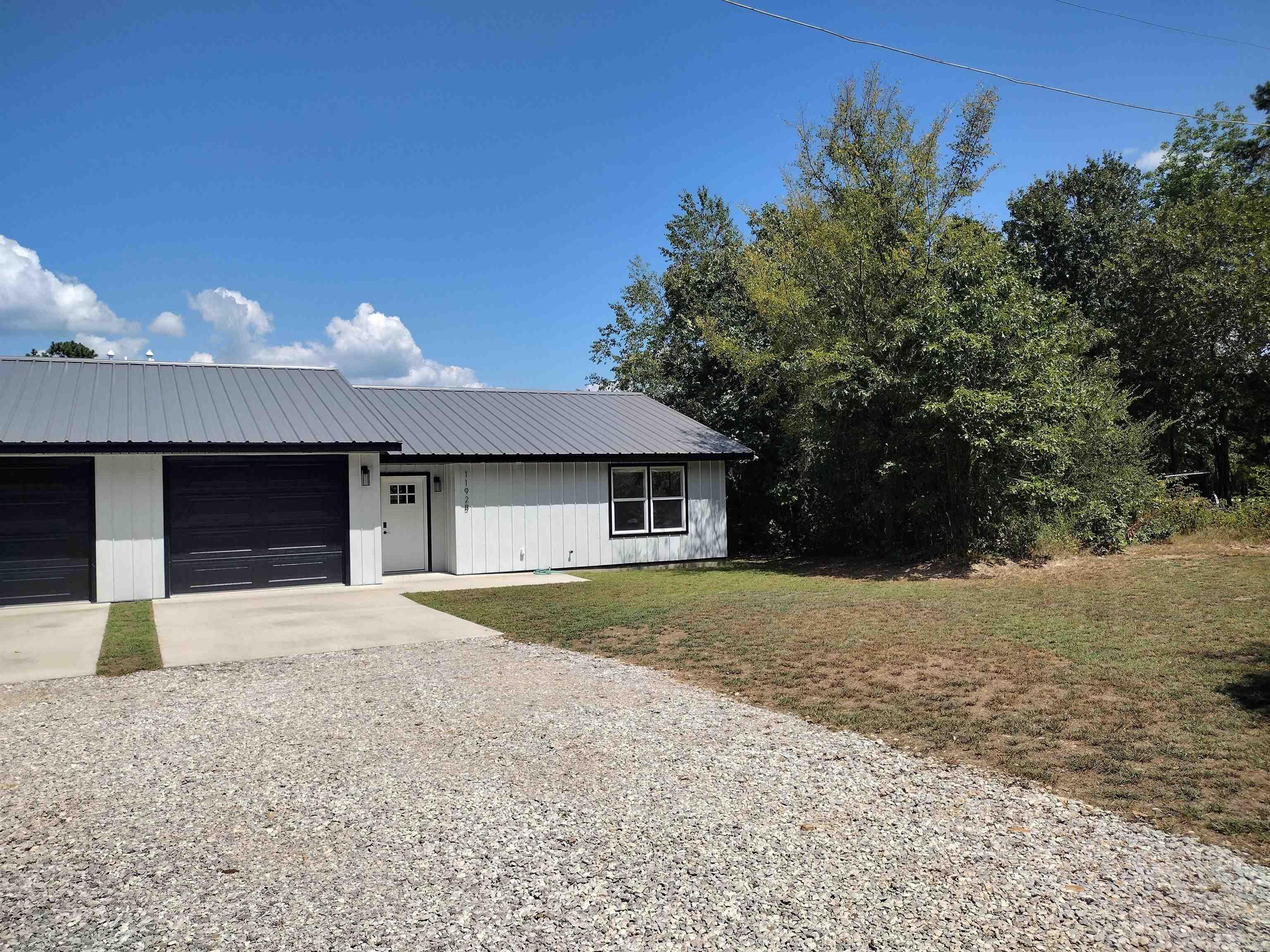 1192 Alamo dr  Mountain View, AR