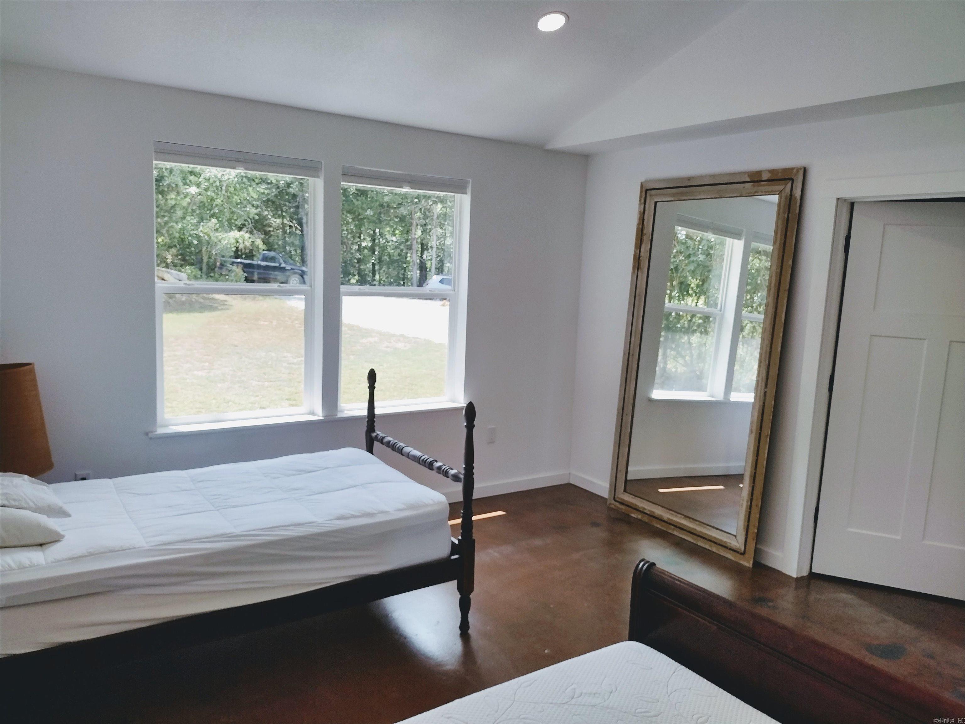 1192 Alamo dr  Mountain View, AR