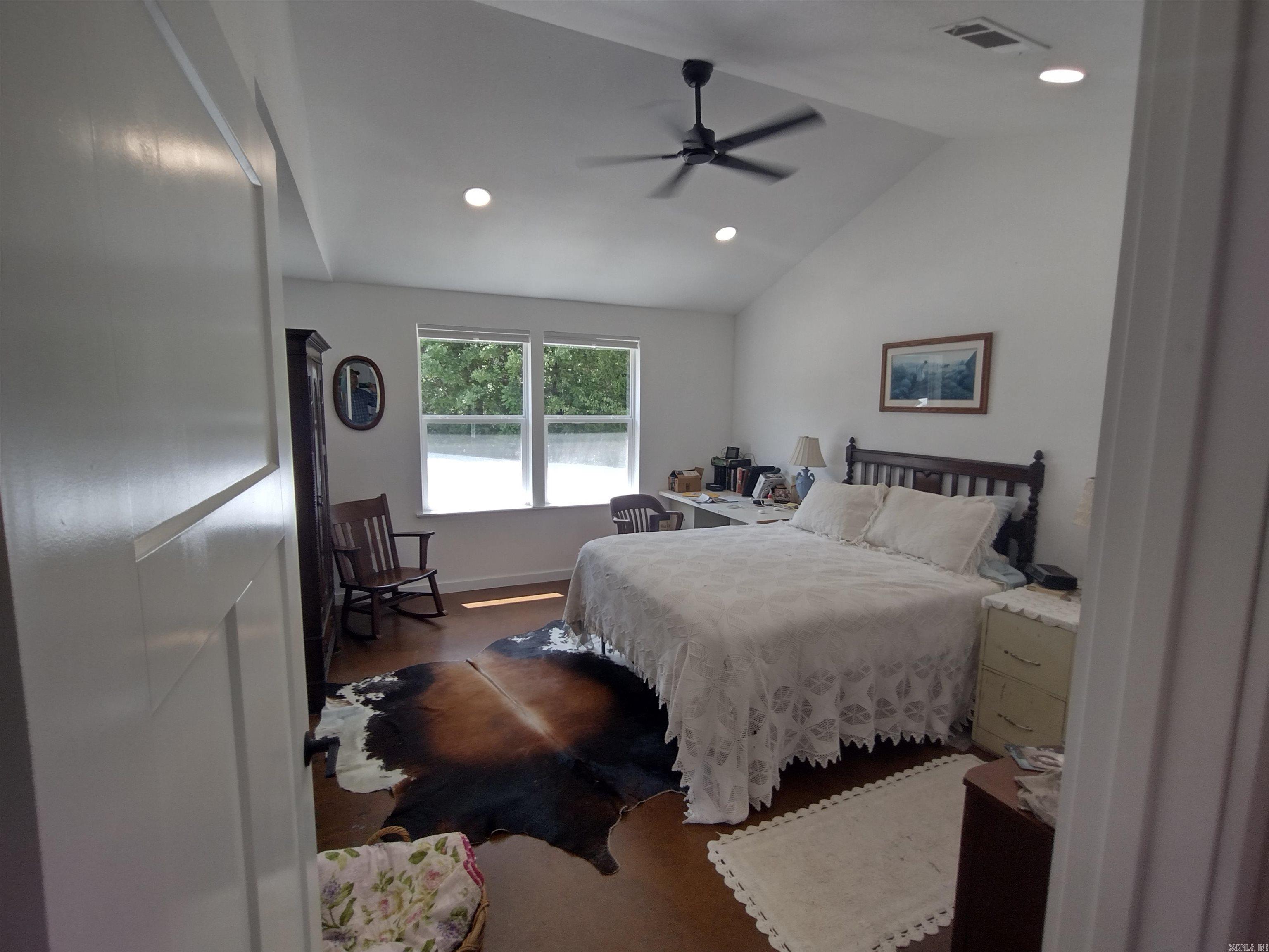 1192 Alamo dr  Mountain View, AR