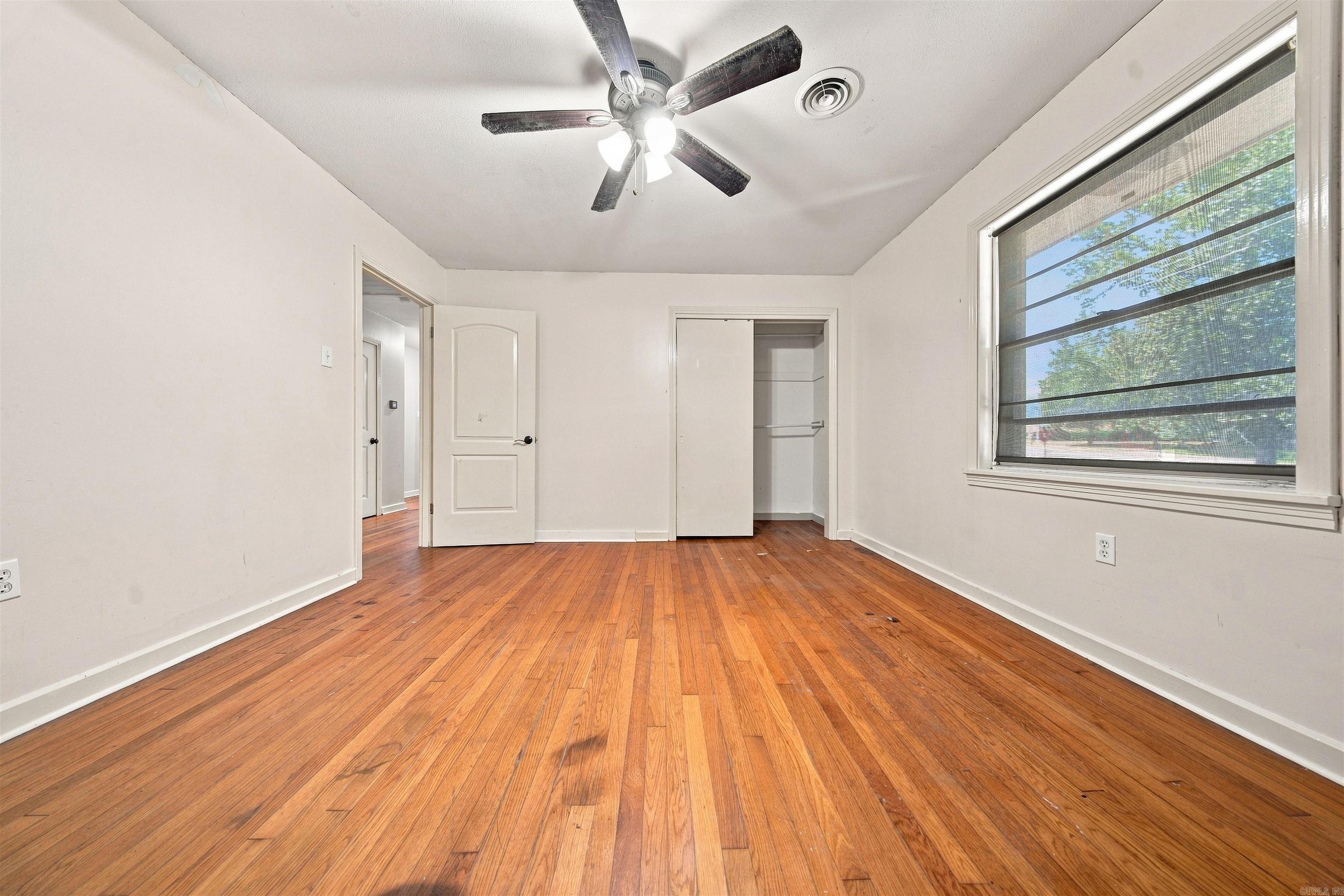 2159 Hickory  Conway, AR