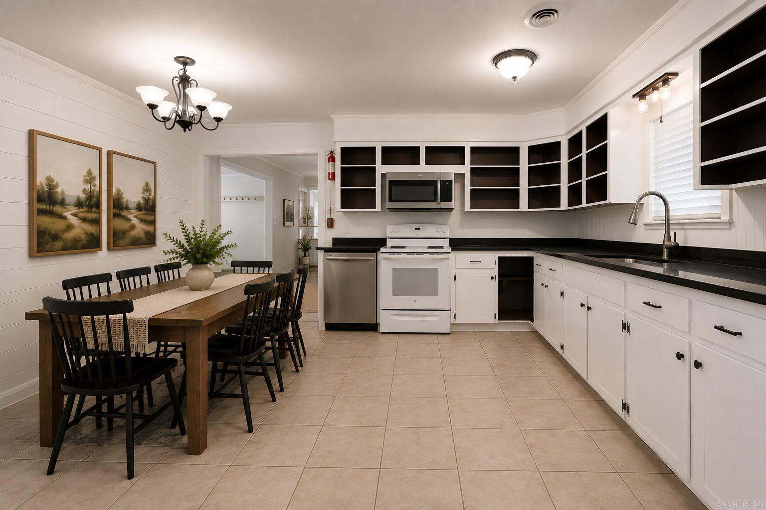 2159 Hickory  Conway, AR