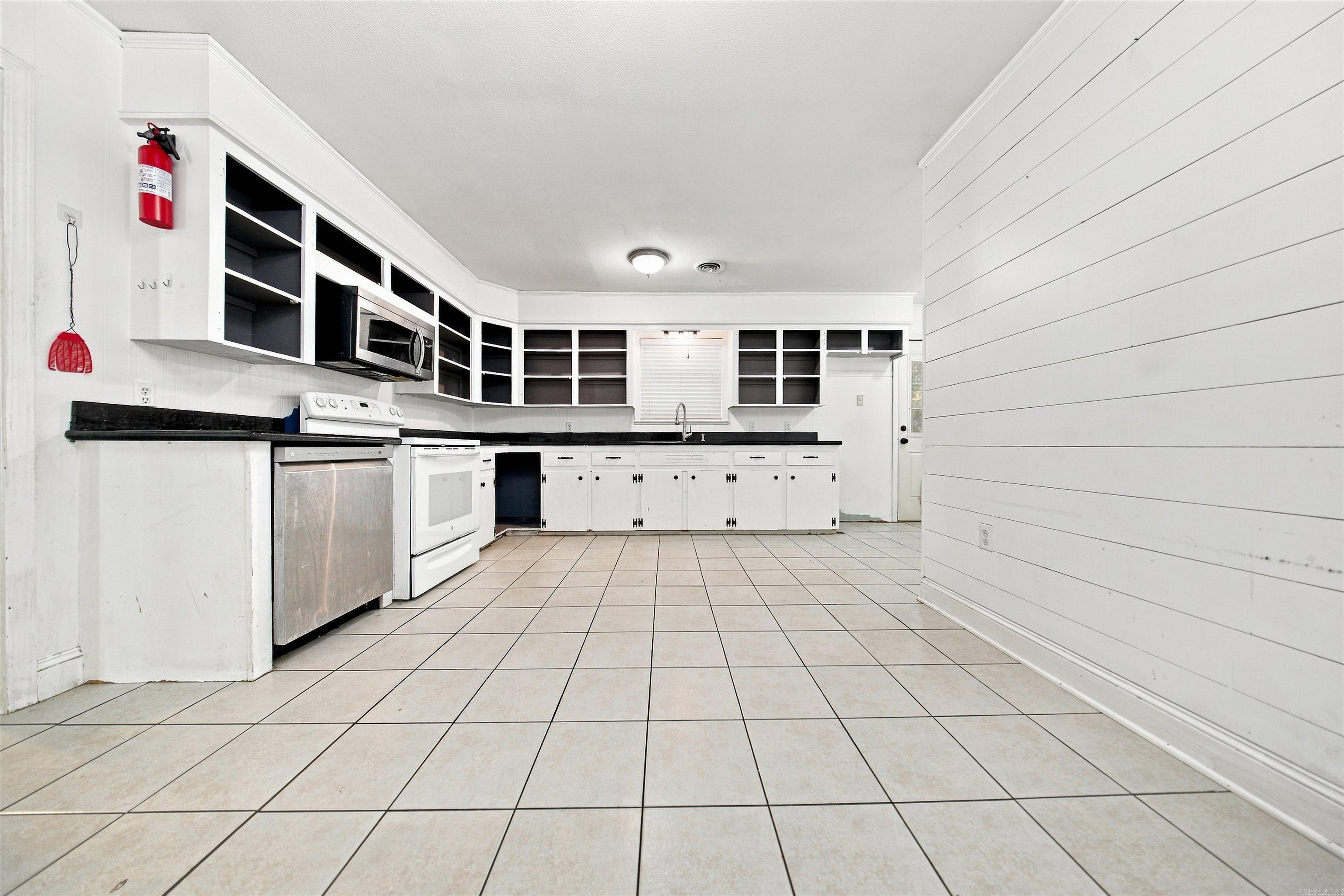2159 Hickory  Conway, AR