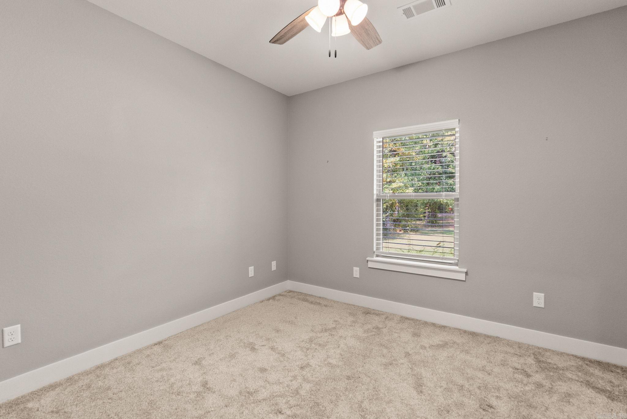 92 Garrison  Greenbrier, AR