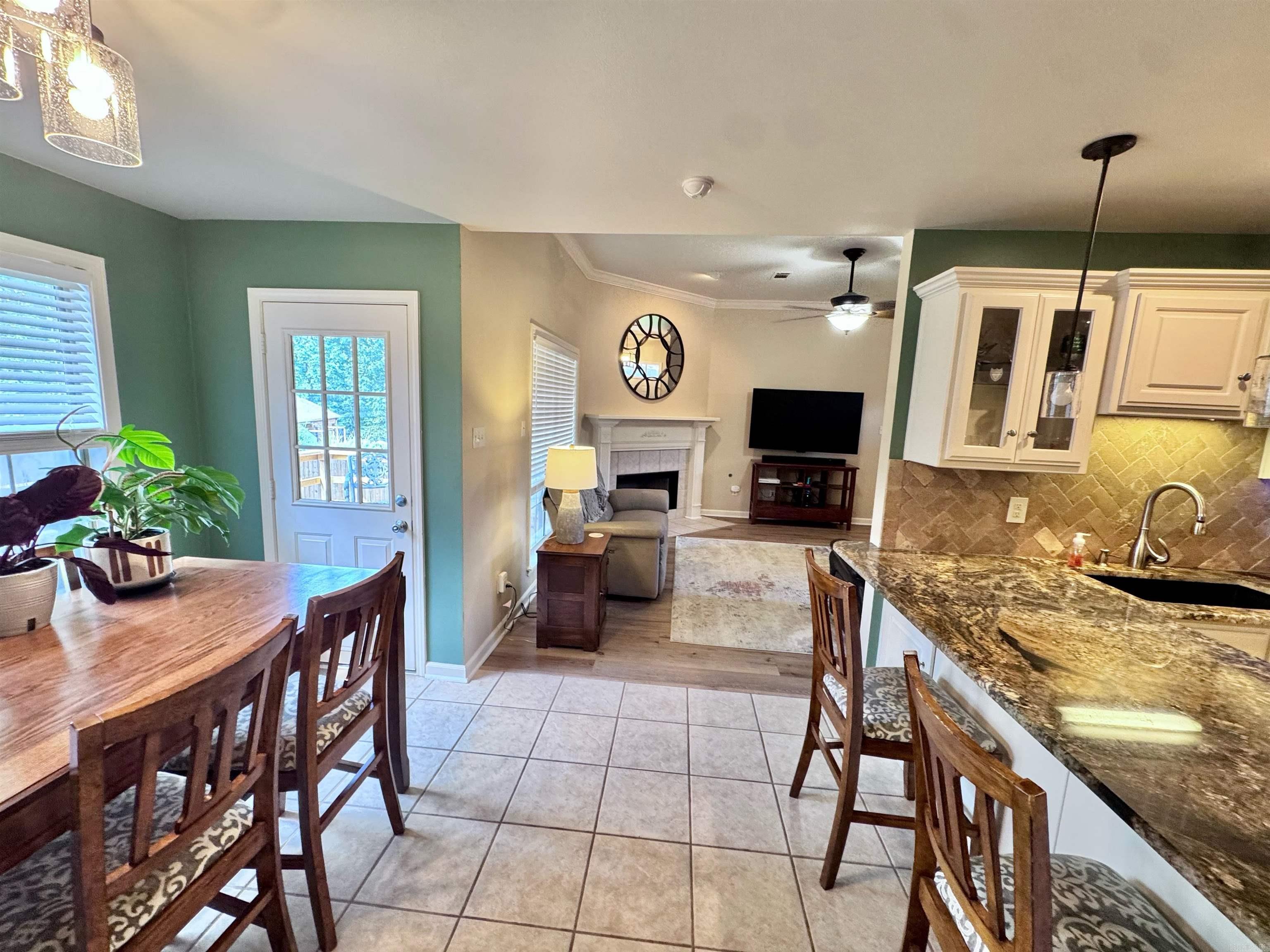 11572 Ridgetop Drive — photo 3