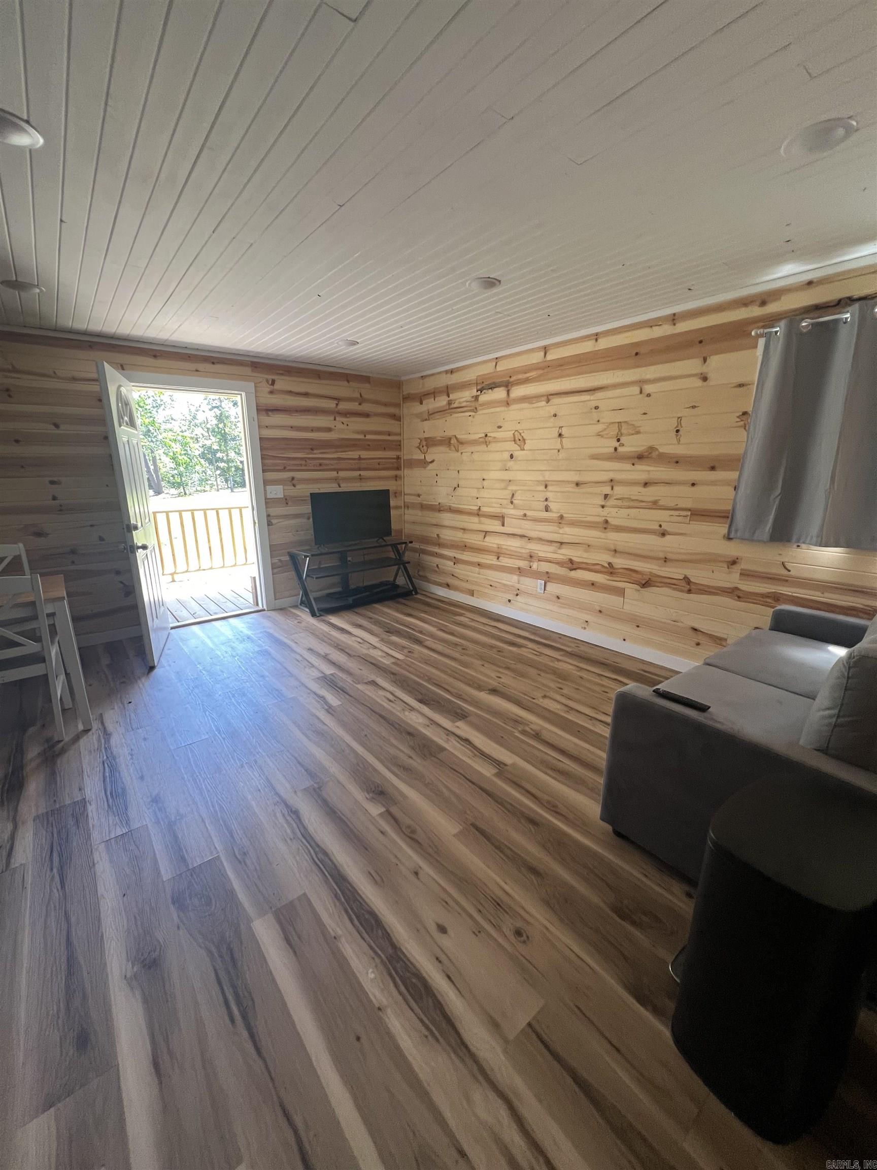 4630 Greers Ferry Rd.  Greers Ferry, AR
