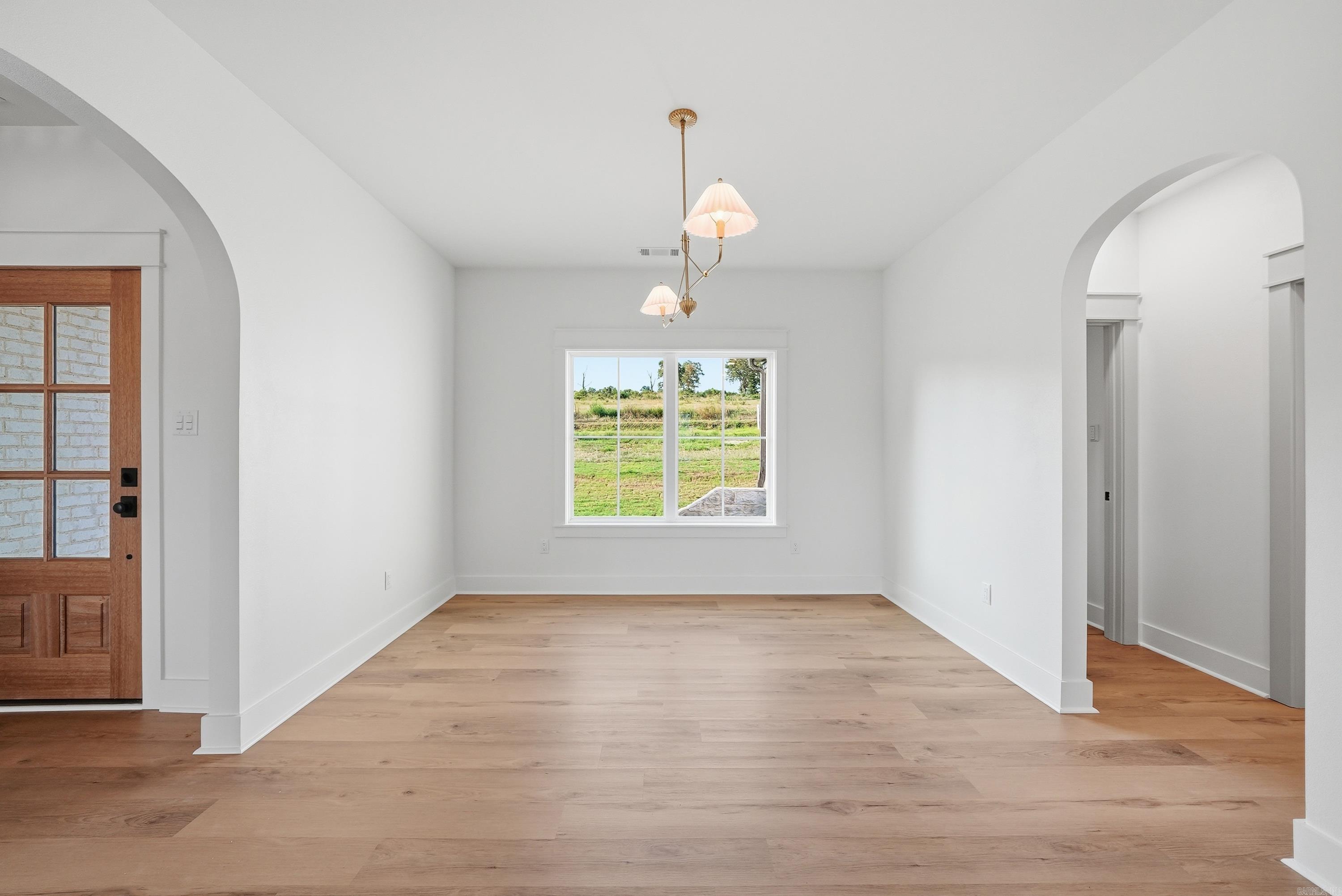 248 Castleberry  Greenbrier, AR