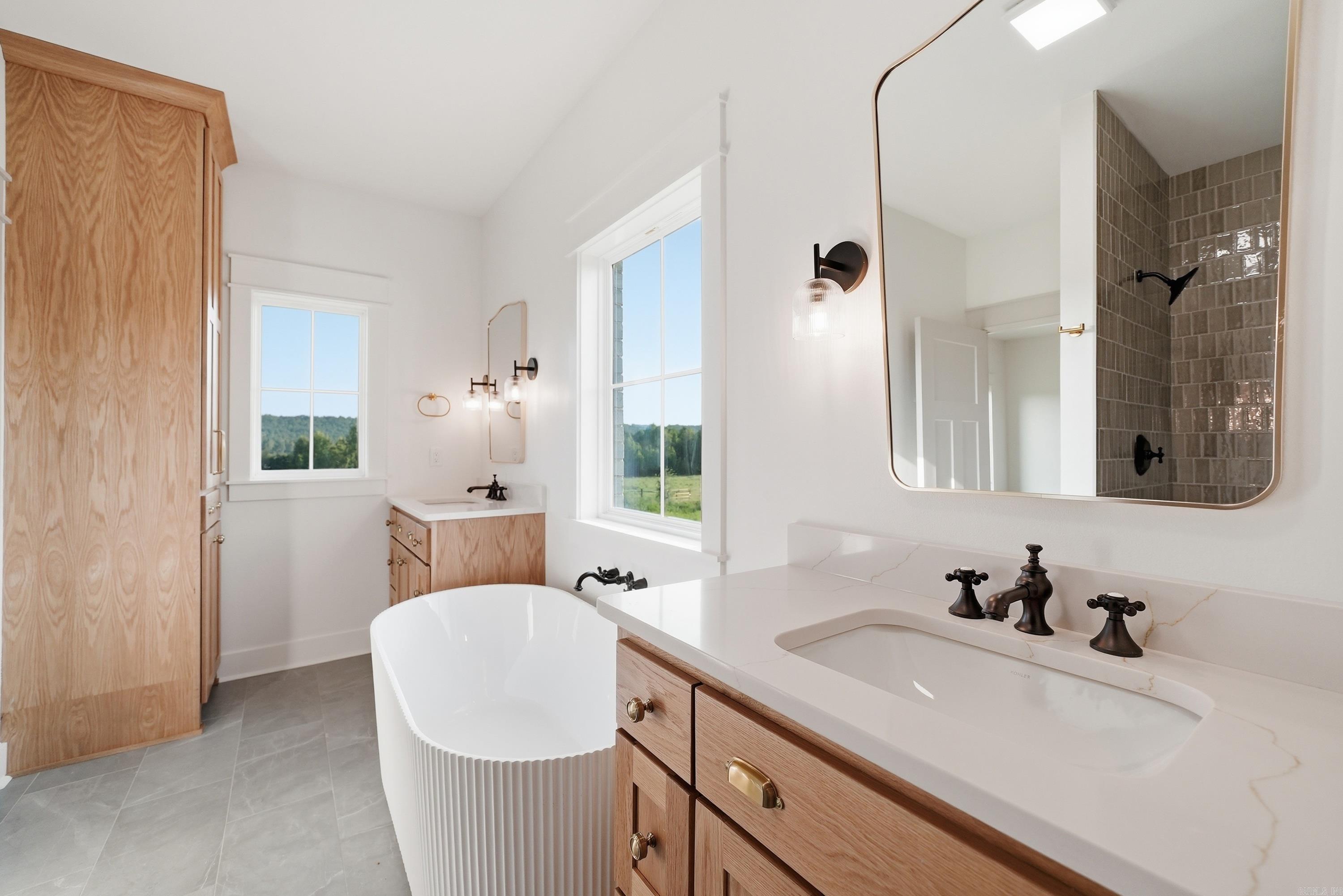 248 Castleberry  Greenbrier, AR