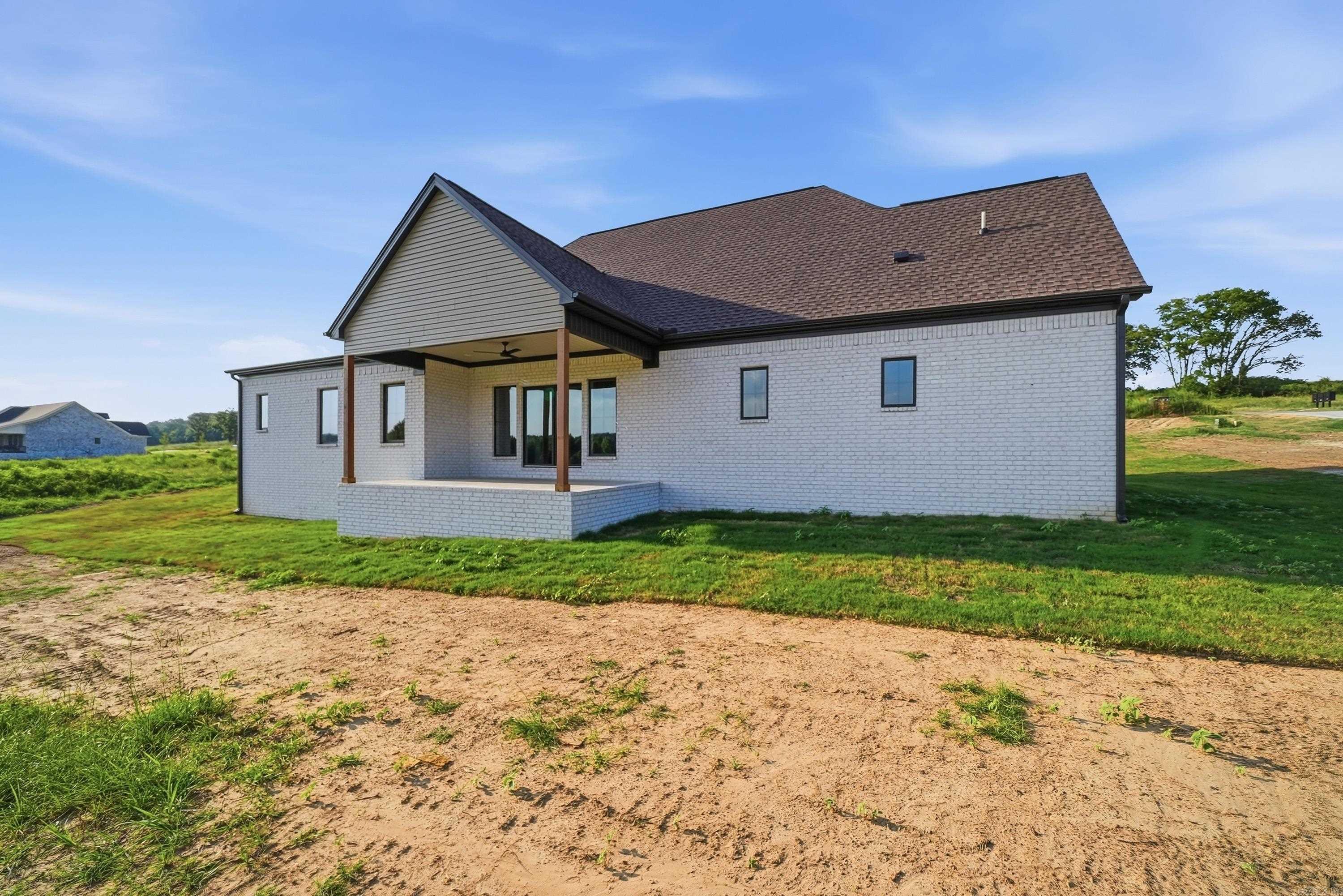 248 Castleberry  Greenbrier, AR