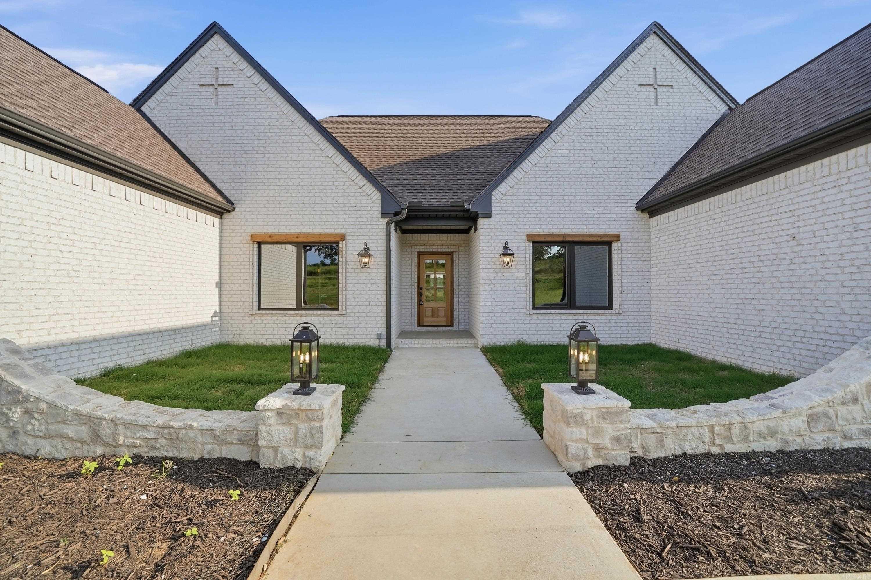 248 Castleberry  Greenbrier, AR