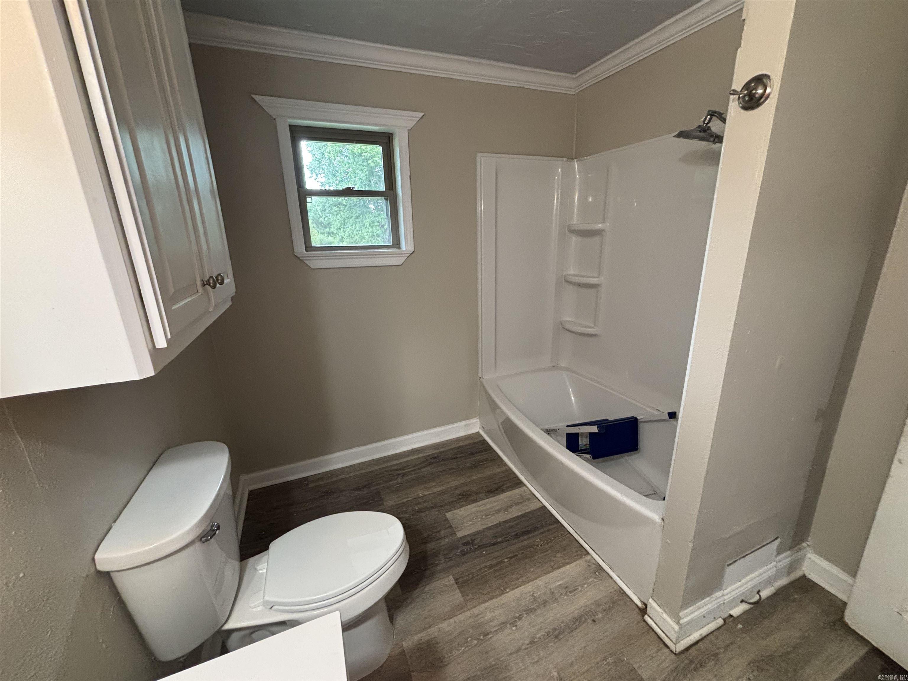 119 Overbeck  Romance, AR
