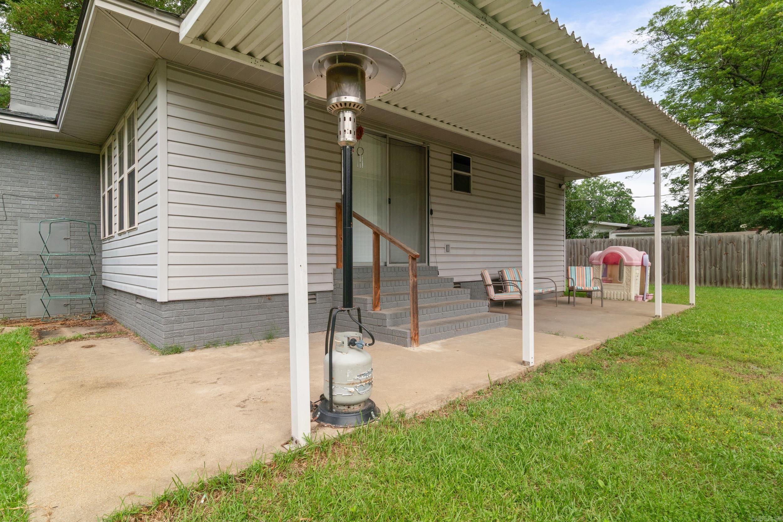 8 Susan Dr  Searcy, AR