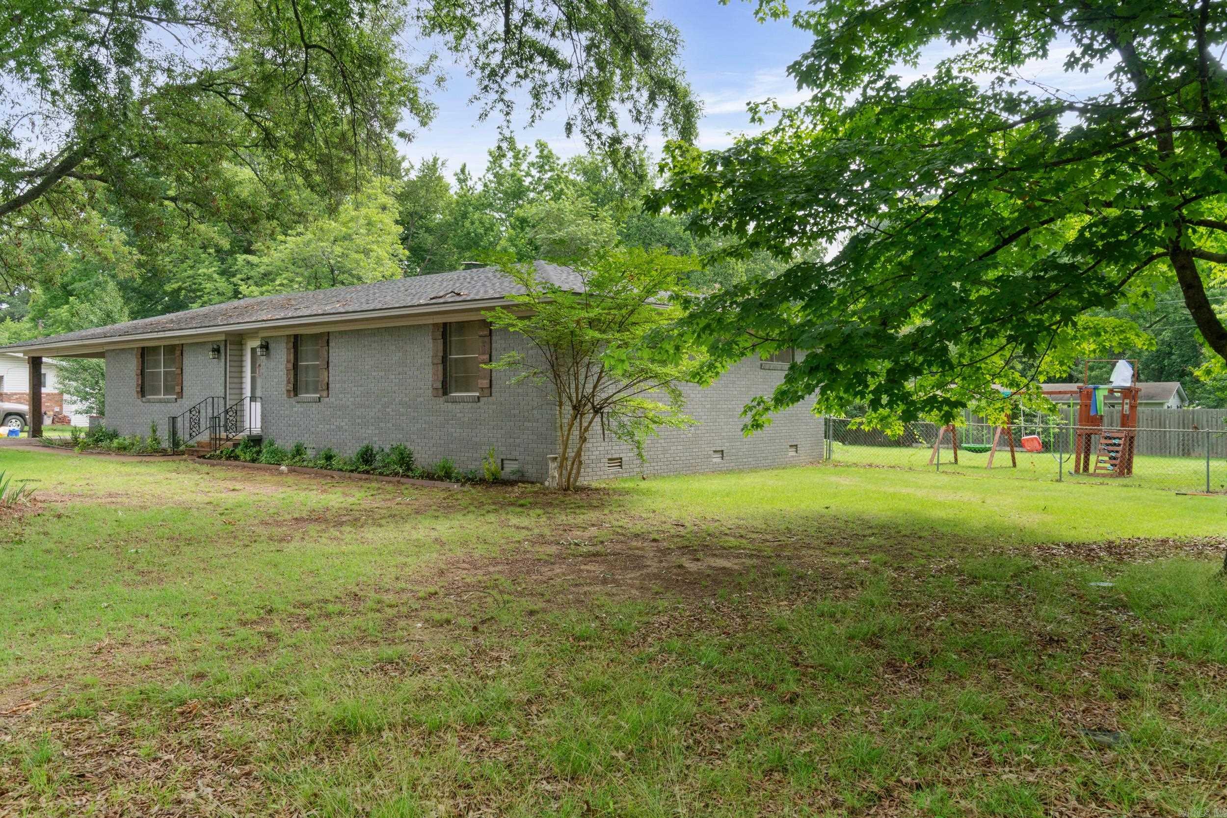 8 Susan Dr  Searcy, AR