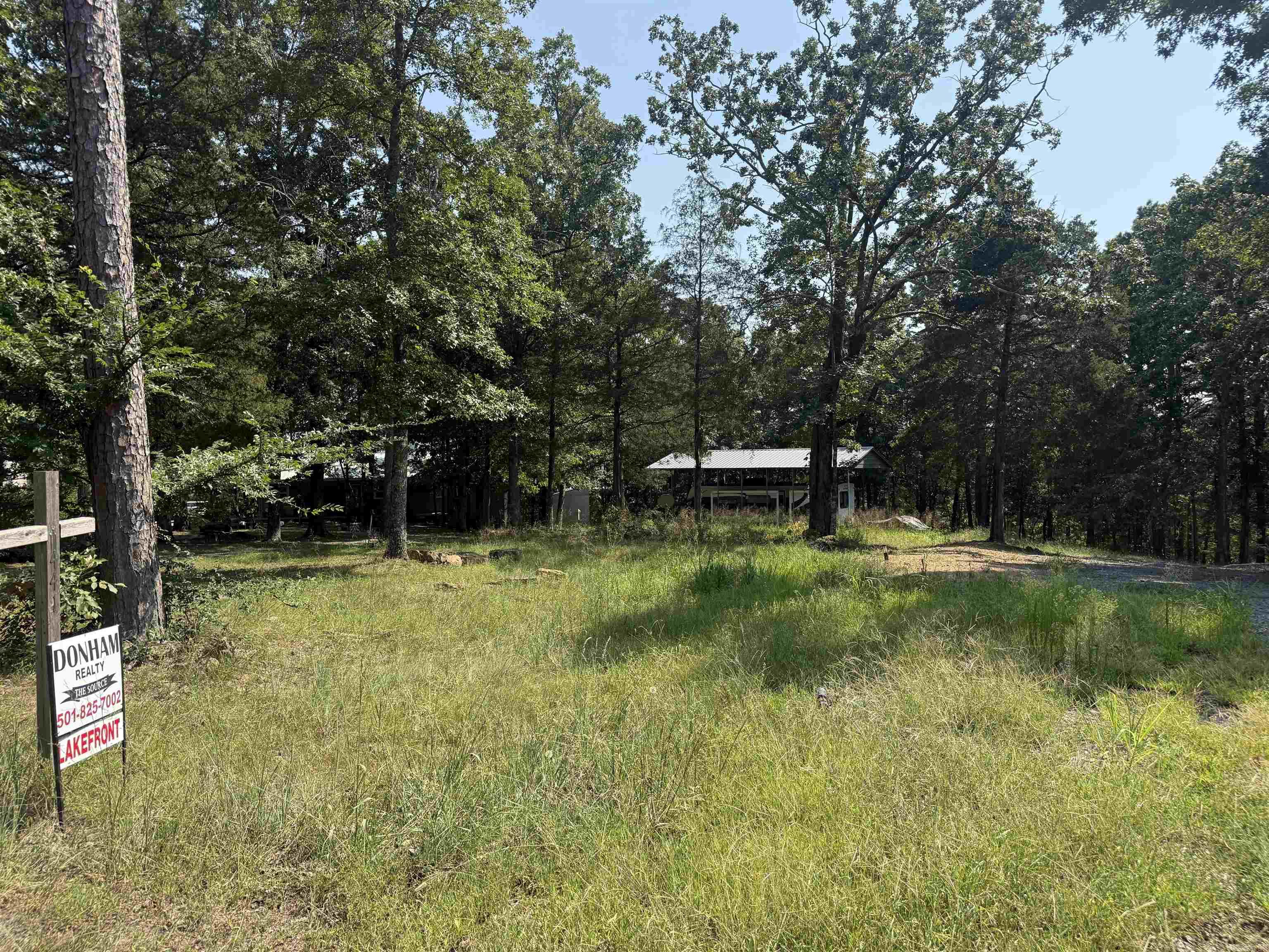 441 Cherokee Circle Greers Ferry, AR 72067