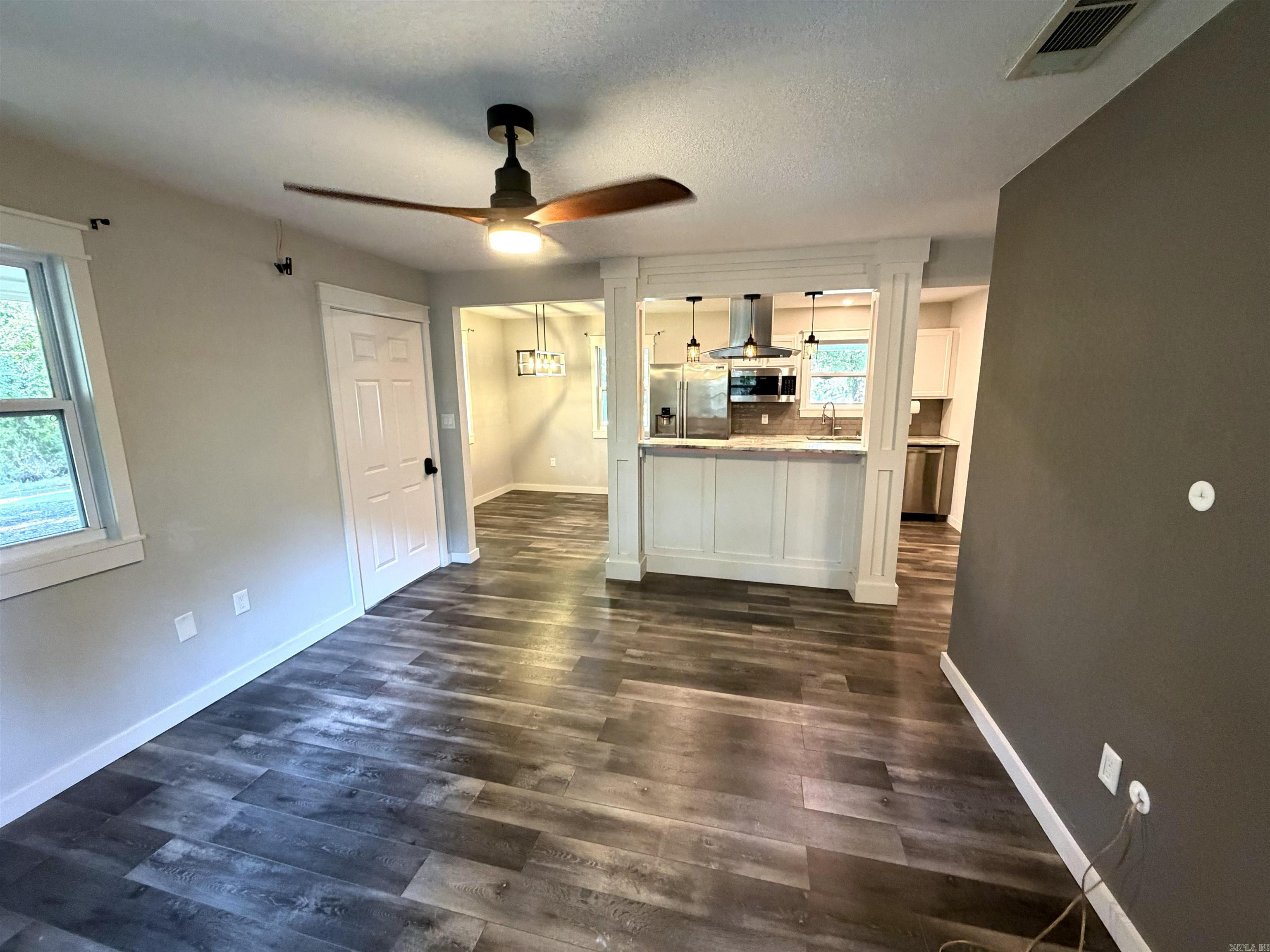 404 Deridder  Mena, AR