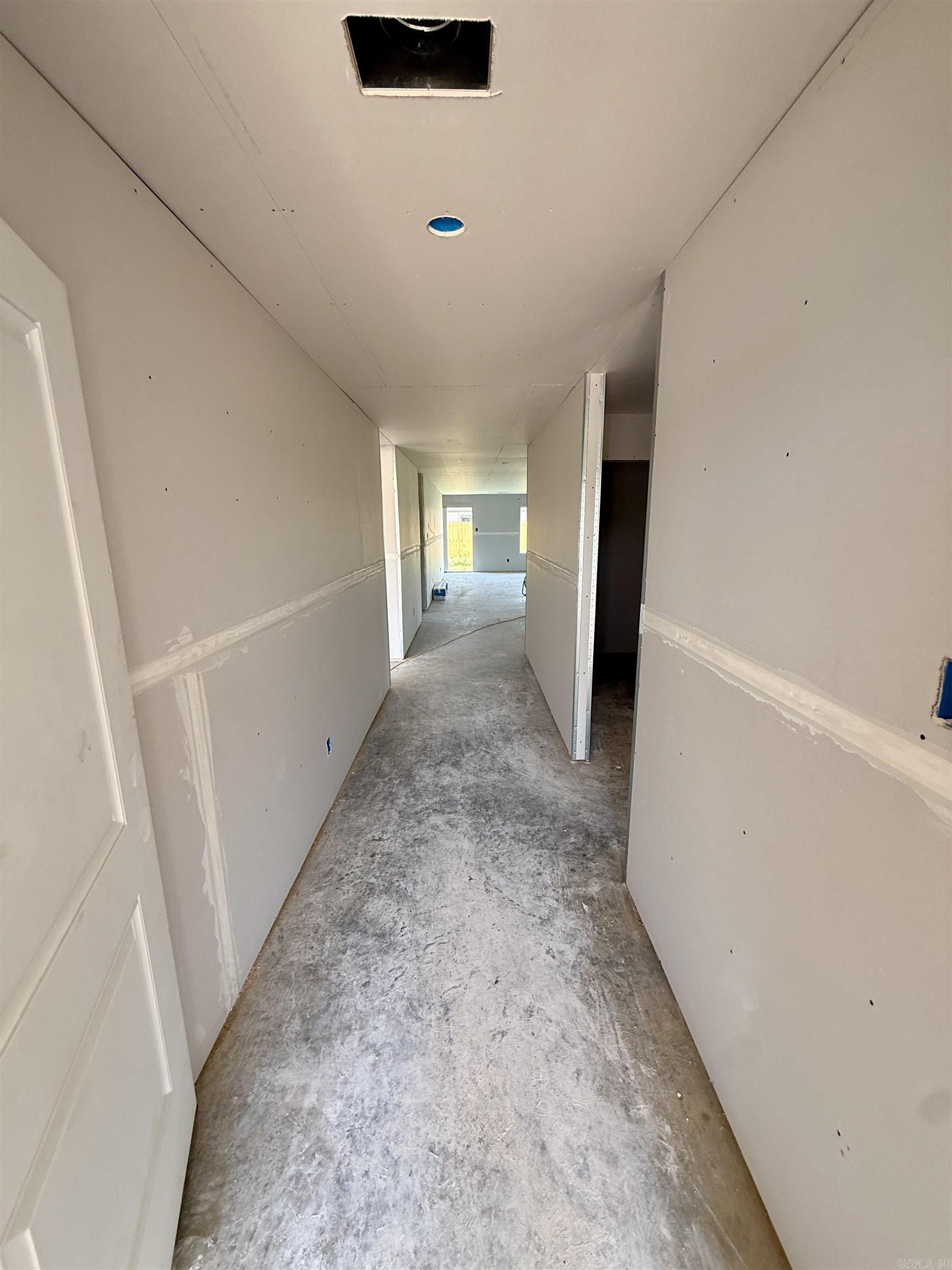 107 King Ranch Drive — photo 4