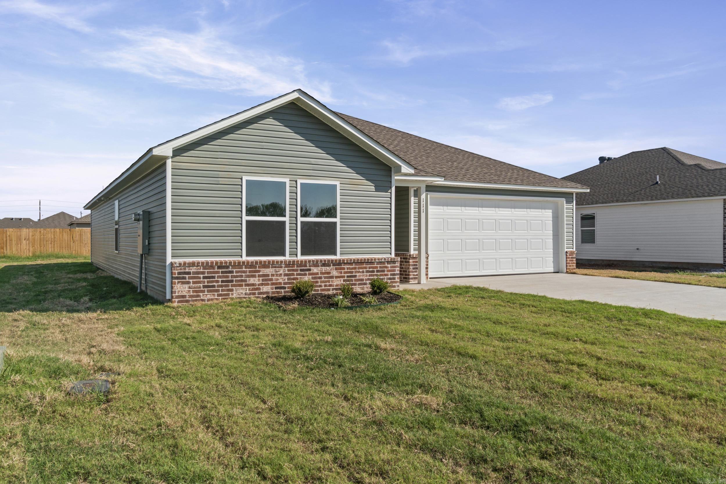 111 King Ranch Drive — photo 3