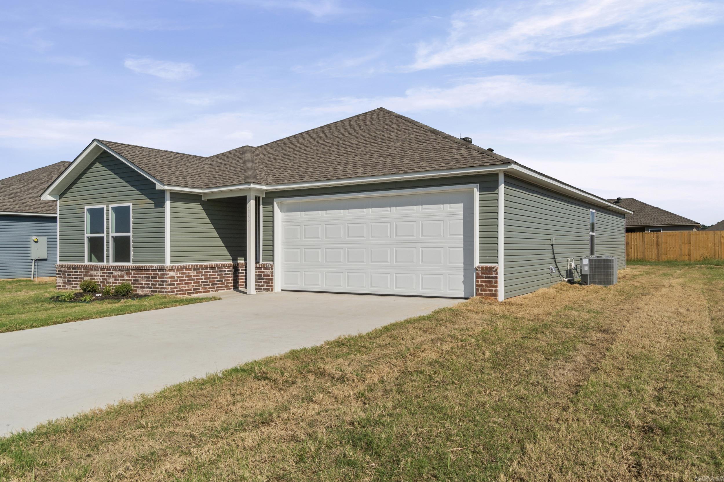 111 King Ranch Drive — photo 4
