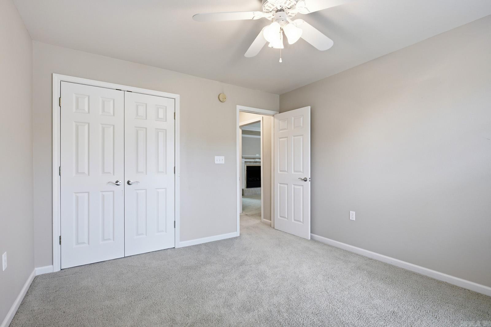 603 Llama  Searcy, AR
