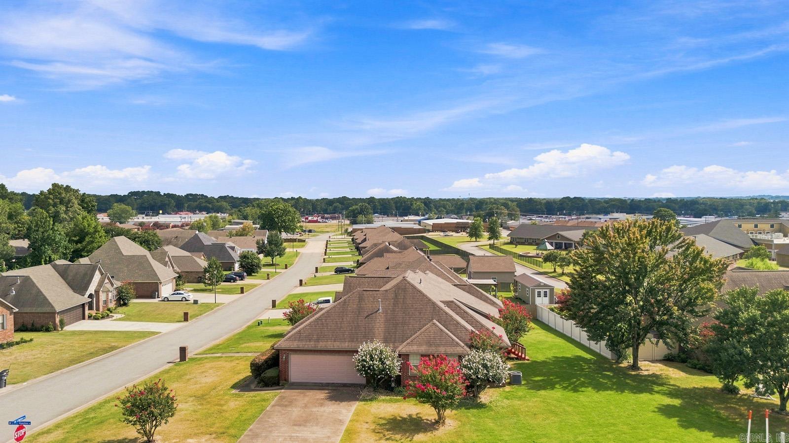 603 Llama  Searcy, AR