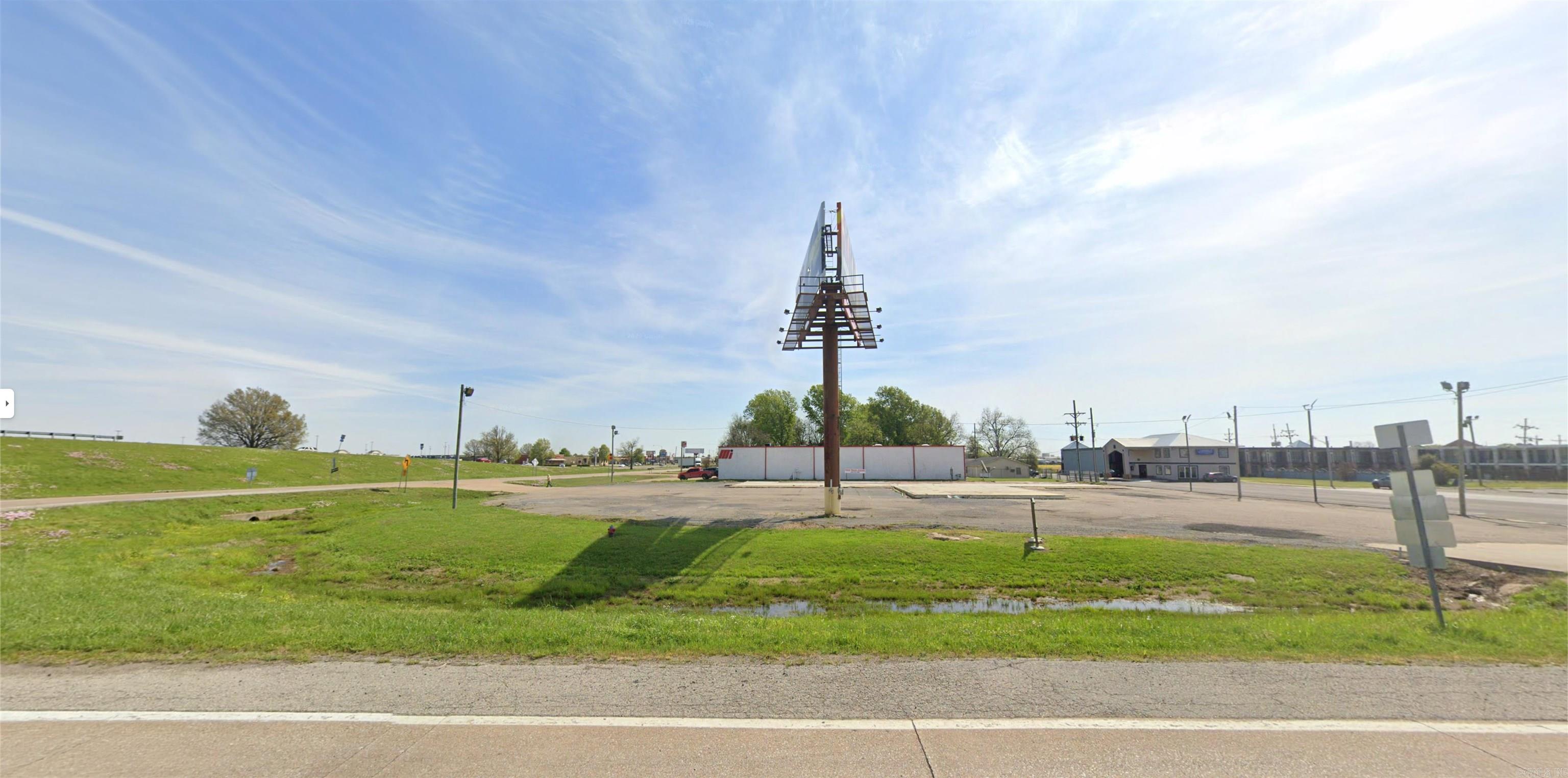 100 S Service  Blytheville, AR