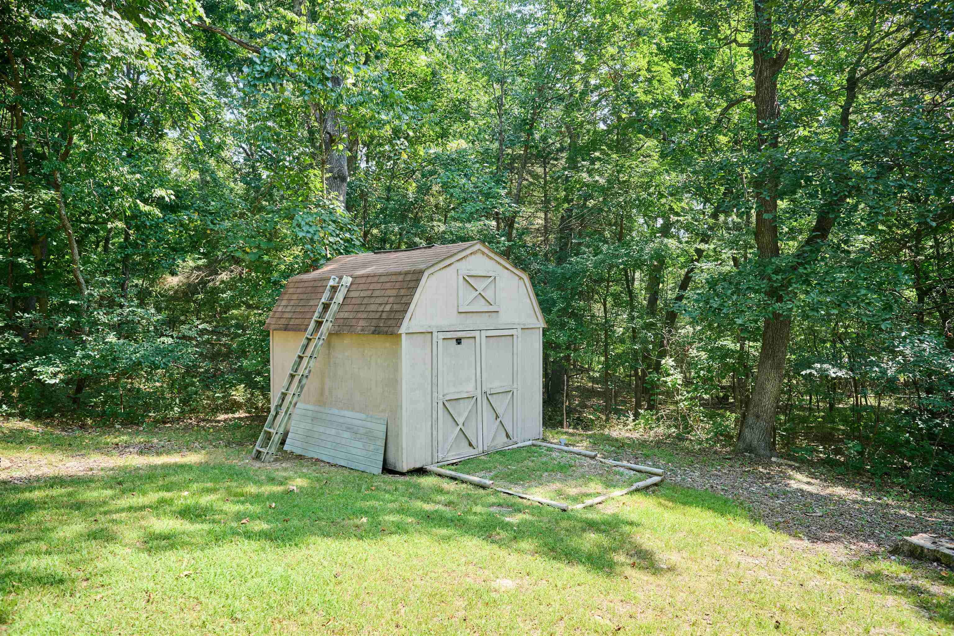102 Hebron  Hardy, AR