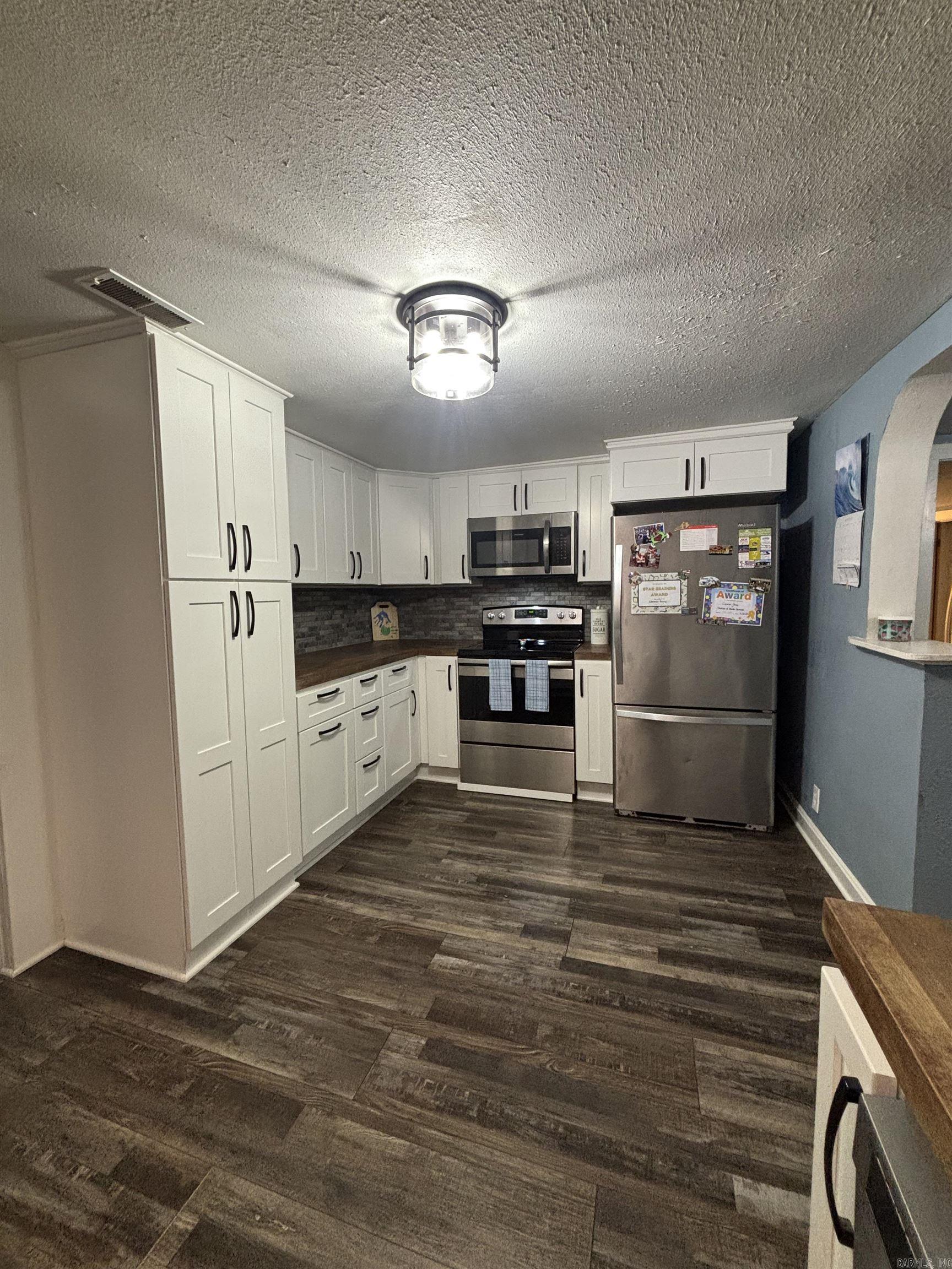 1830 Dunklin  Kennett, MO