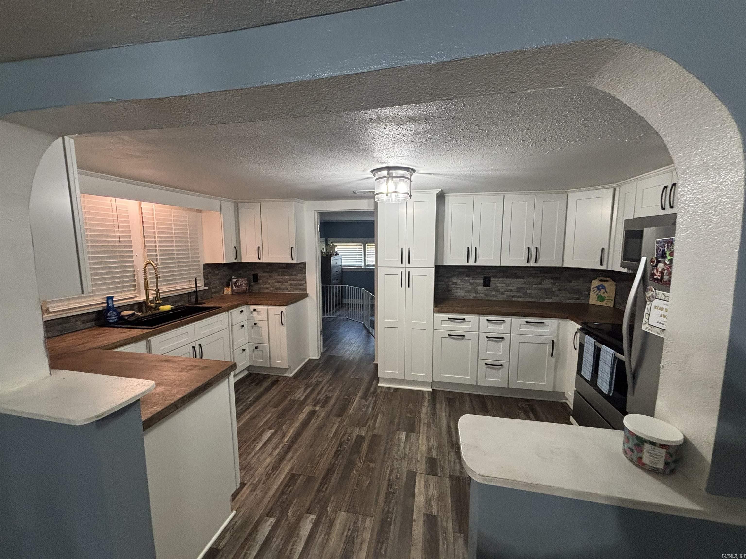 1830 Dunklin  Kennett, MO