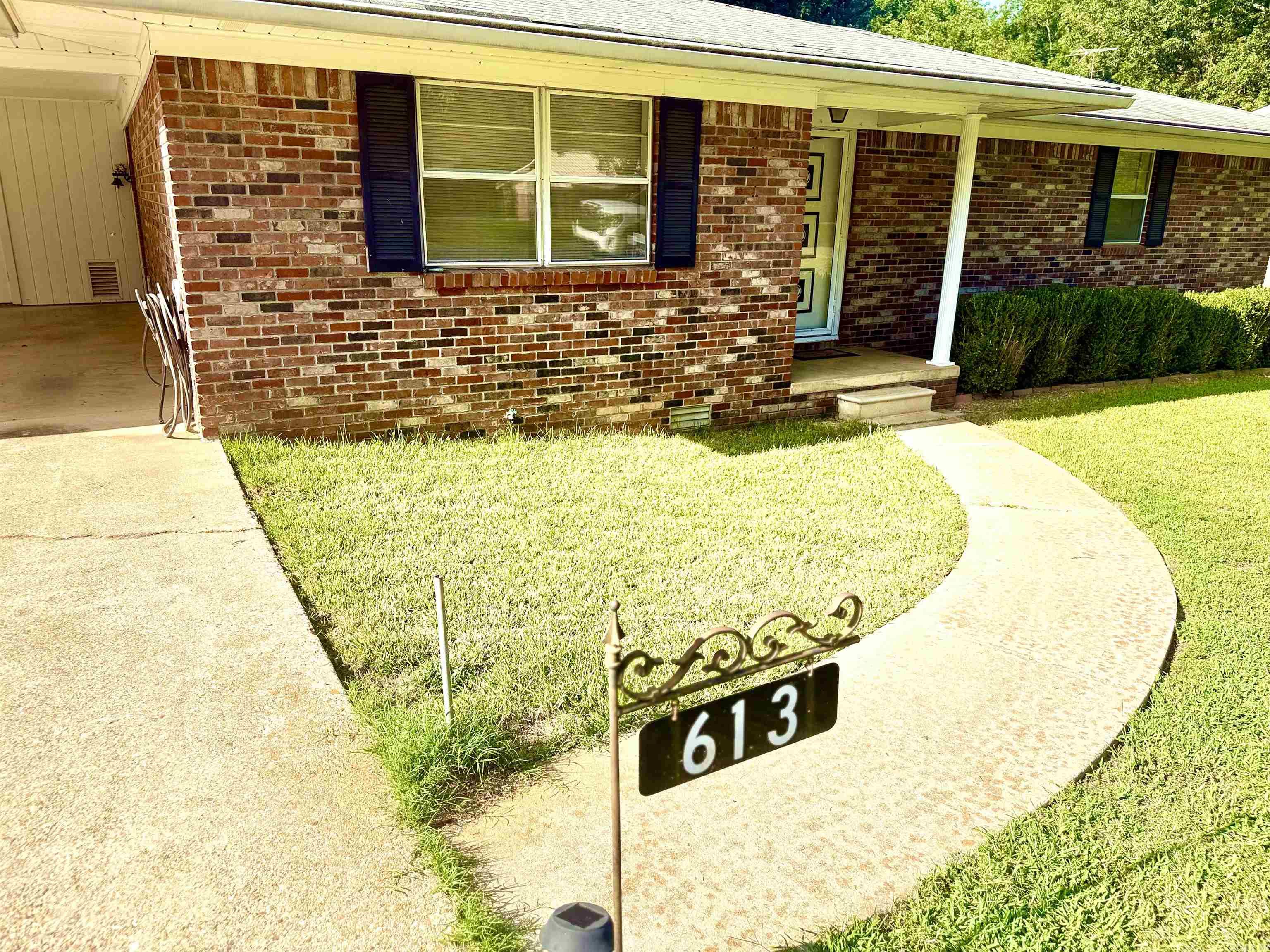 613 E Cedar  Warren, AR